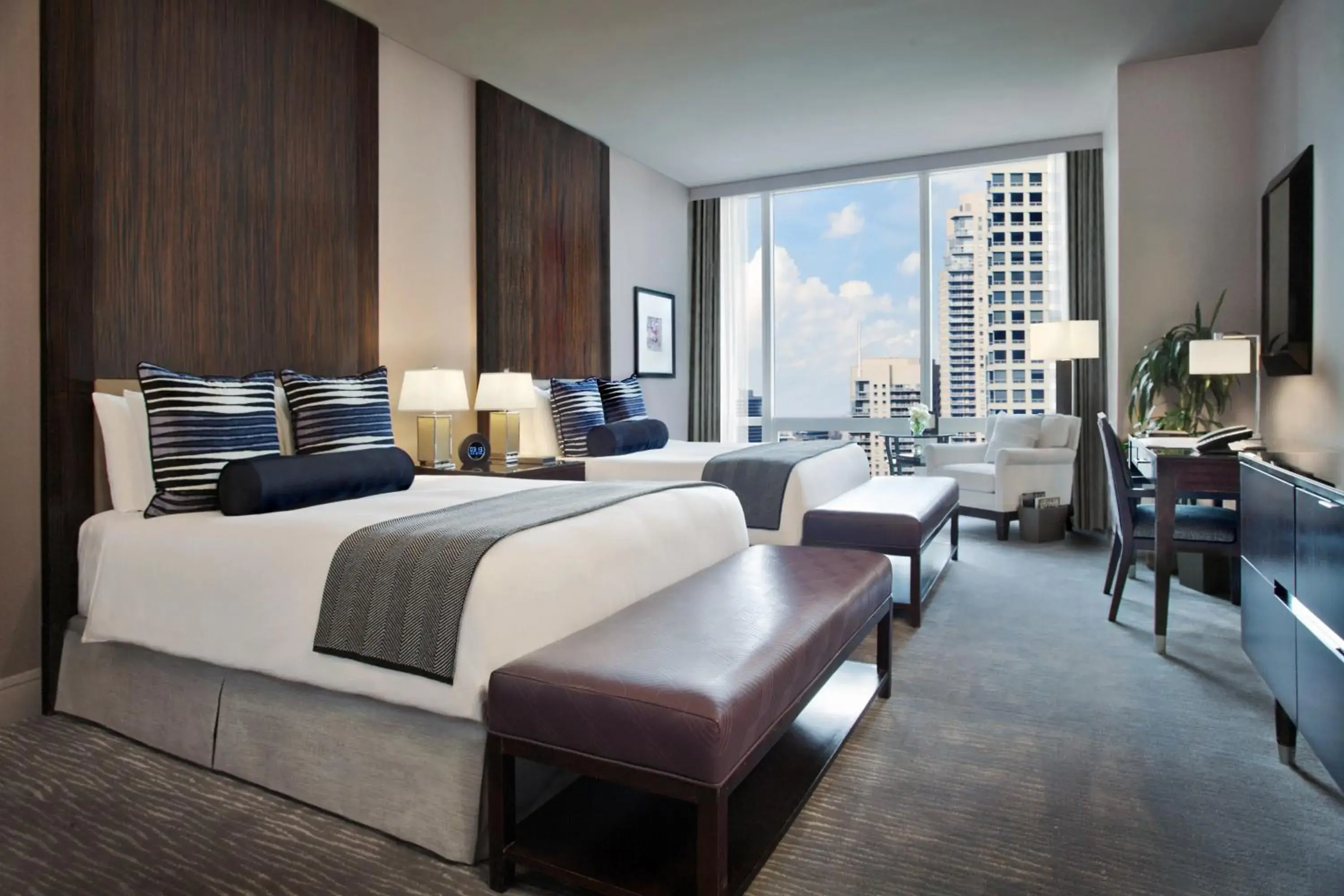 Deluxe Queen Room with Two Queen Beds and City View in Trump International Hotel & Tower Chicago Deluxe Queen Room with Two Queen Beds and City View in Trump International Hotel & Tower Chicago