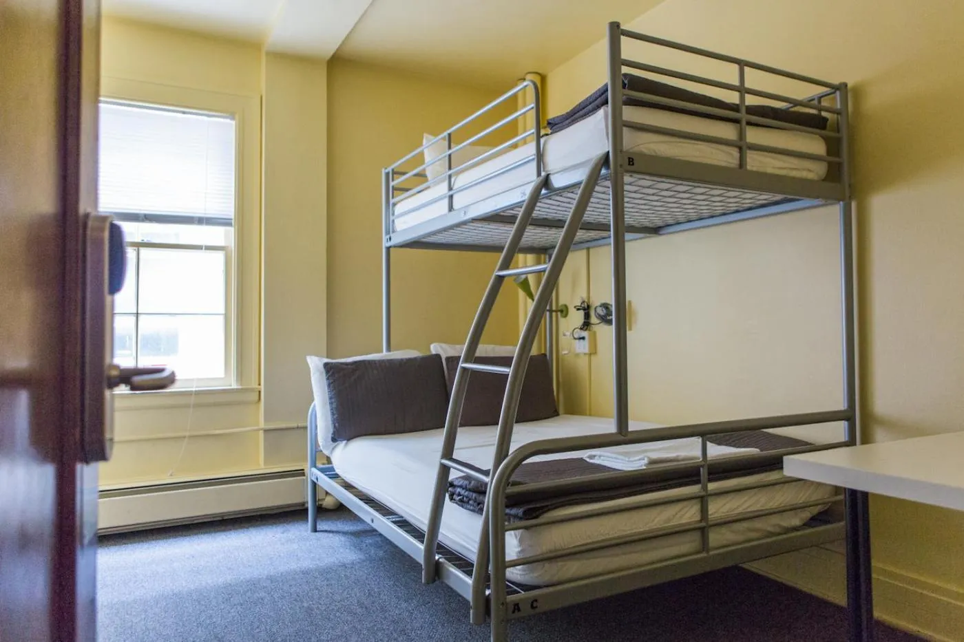 bunk bed, Bed in American Hotel Hostel