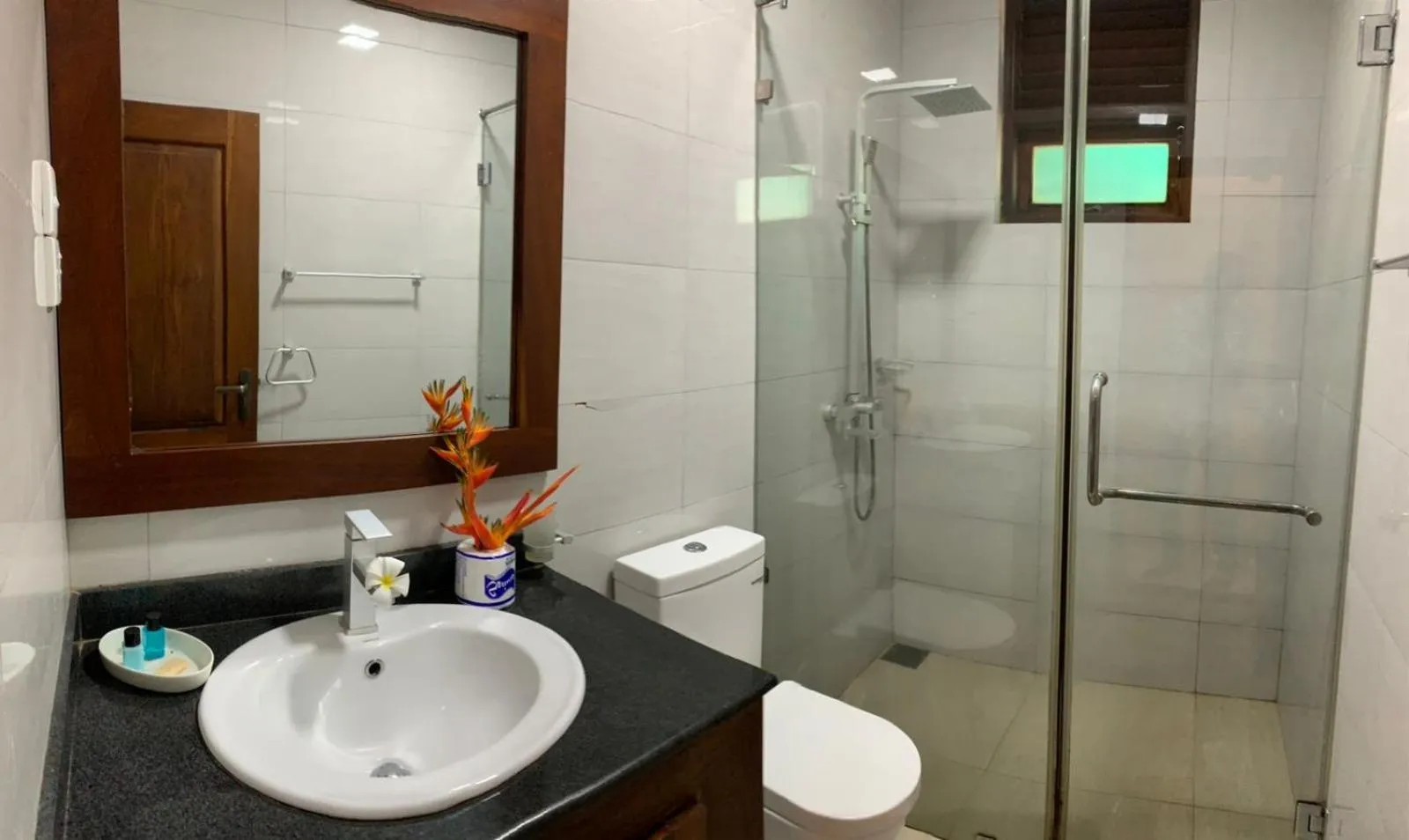 Toilet in Hikka Sands & SPA