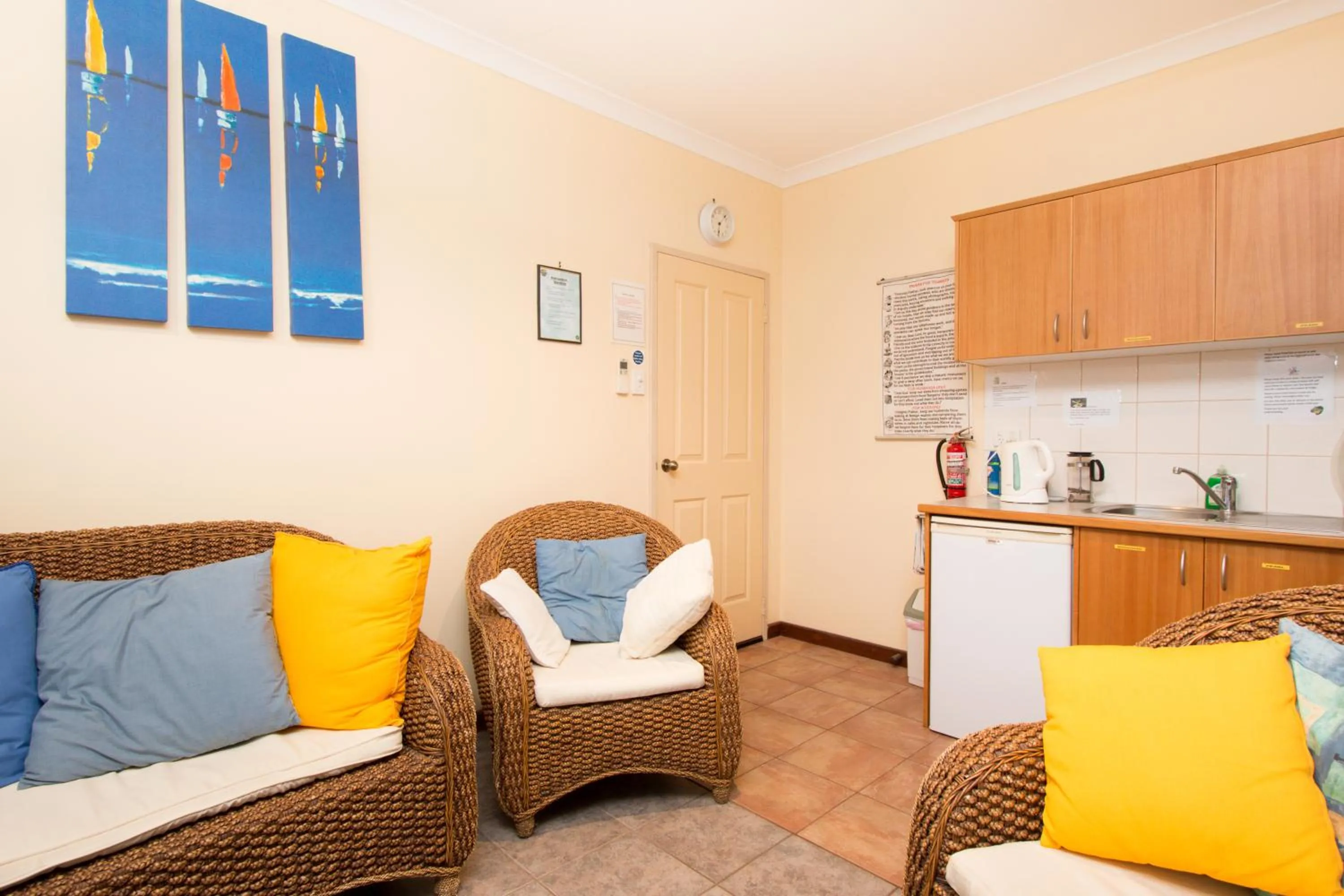 Communal lounge/ TV room in Reflections Broome