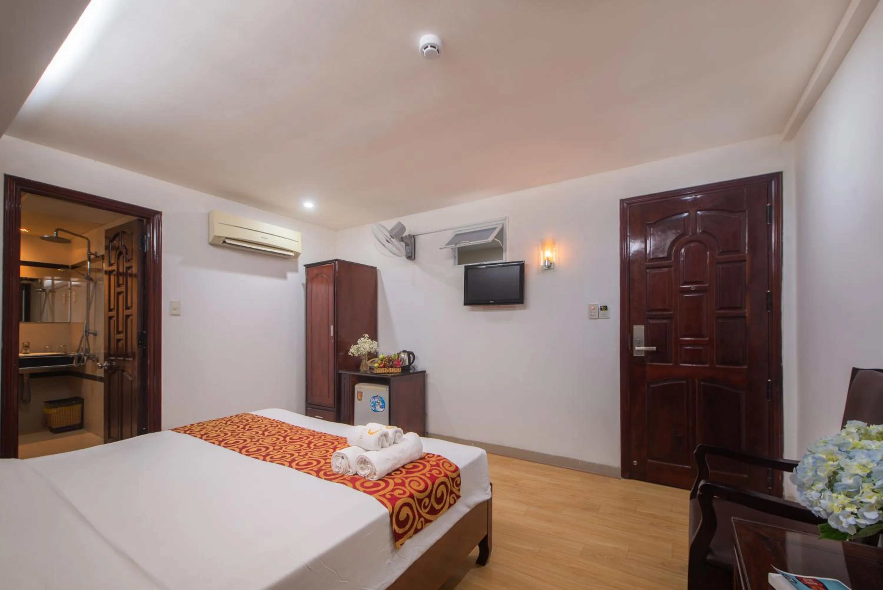 Bedroom, Bed in LE SOLEIL HOTEL managed by NEST Group