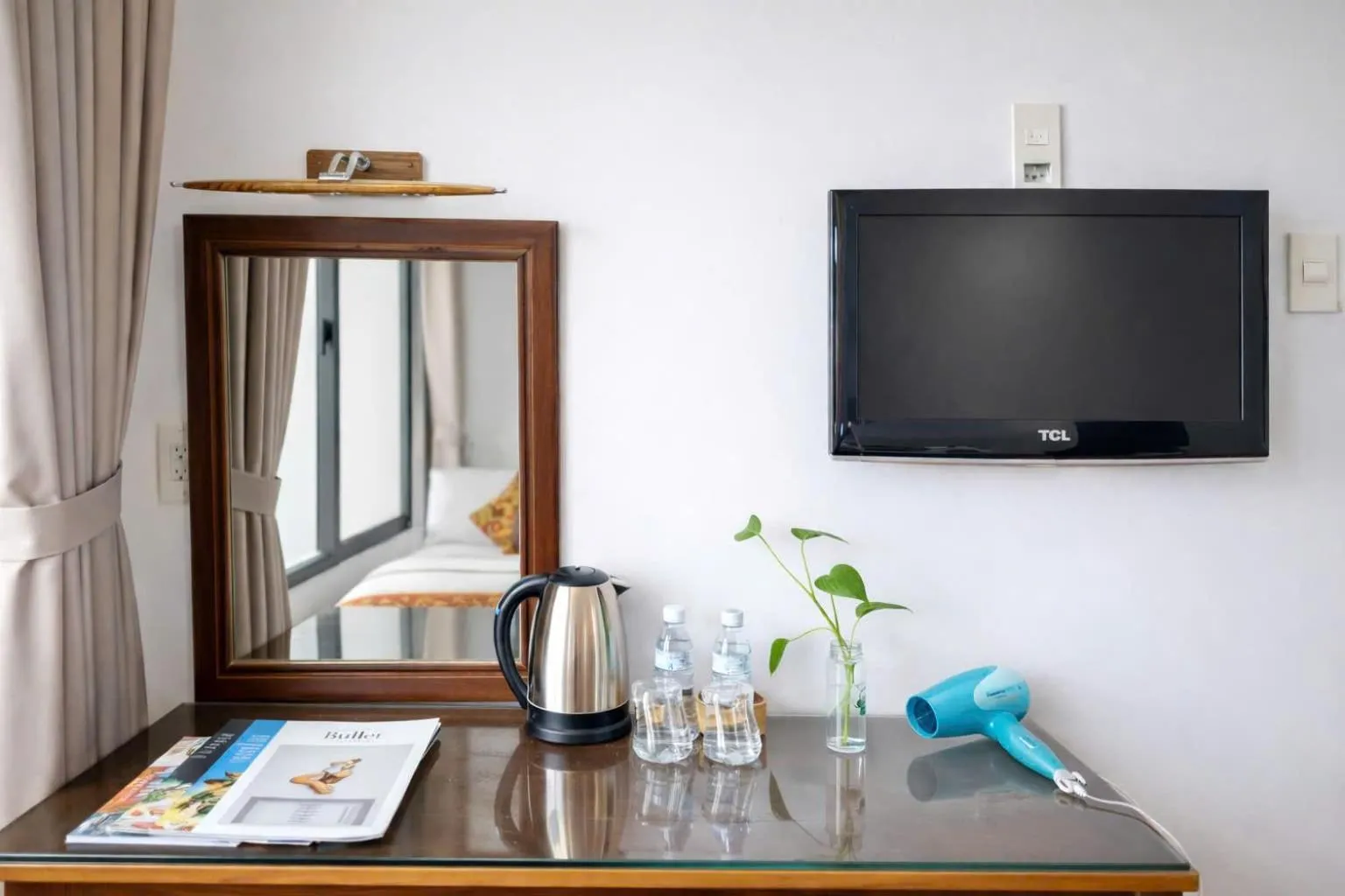 TV and multimedia in LE SOLEIL HOTEL managed by NEST Group