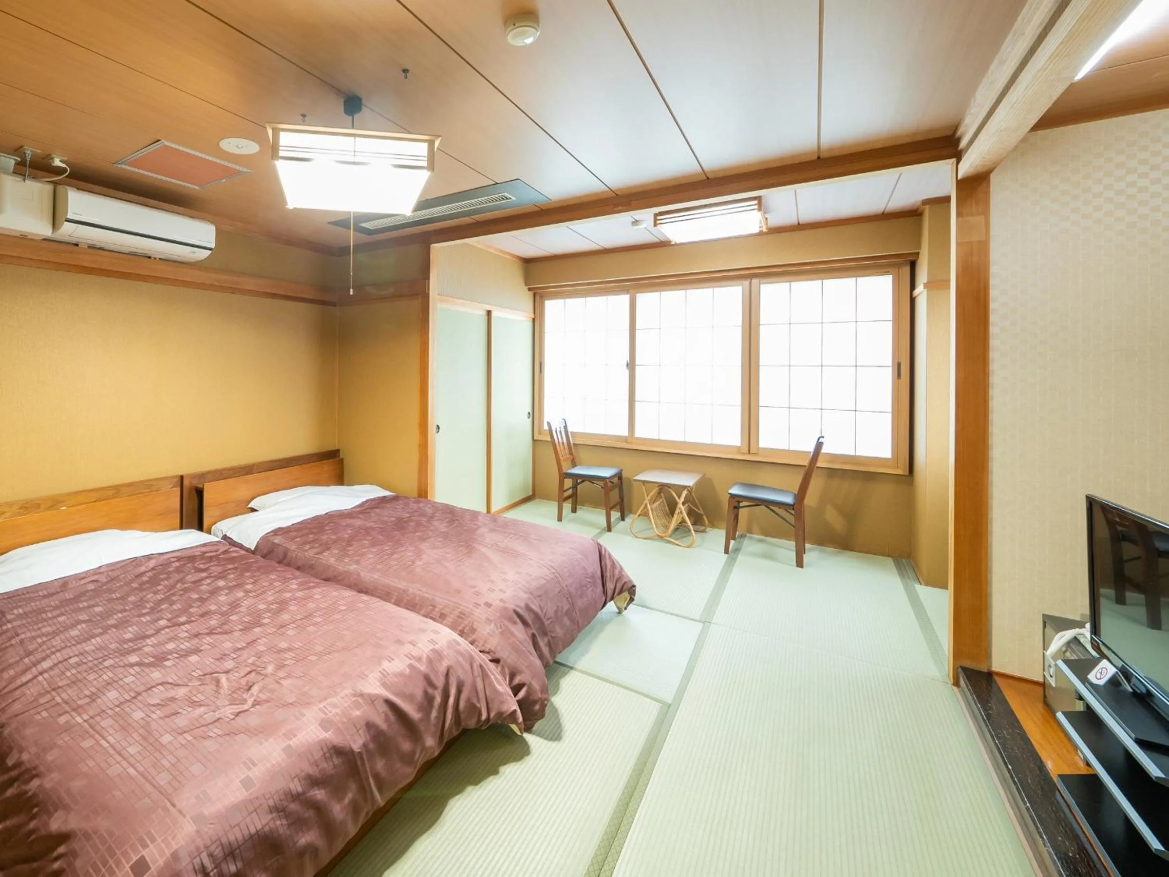 Guests, Bed in Sumiyoshiya