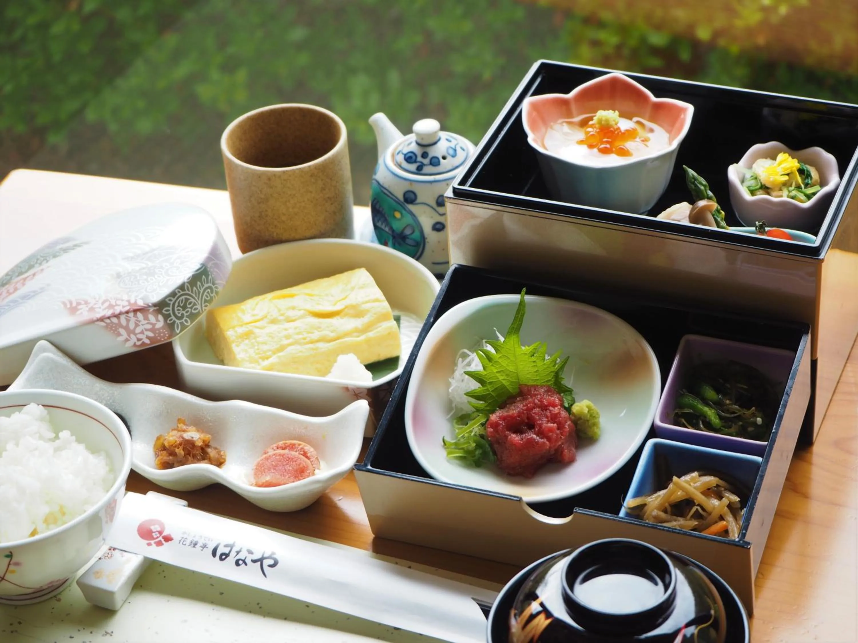 Food and drinks in Kashoutei Hanaya