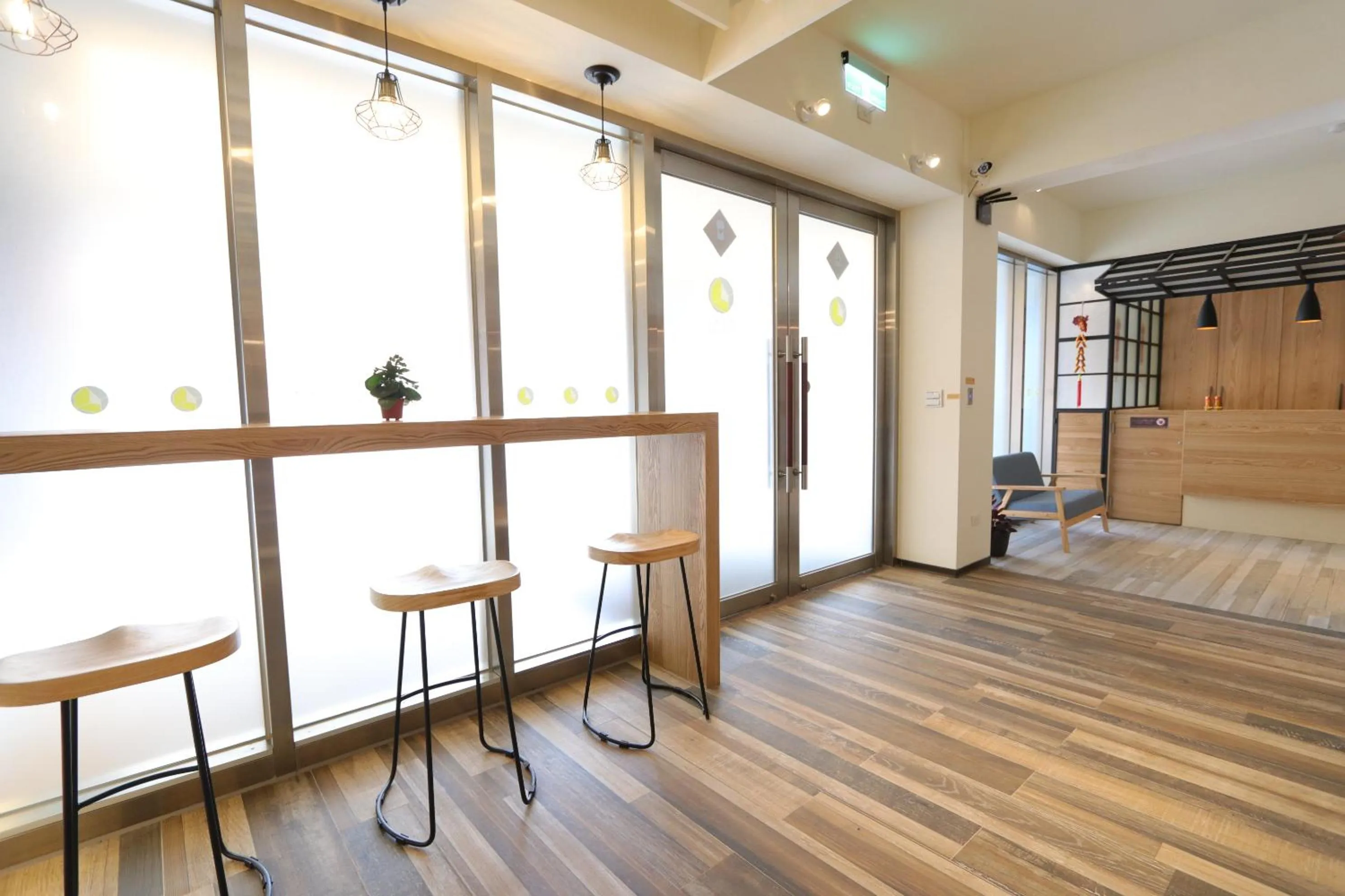 Property building in Flora Inn