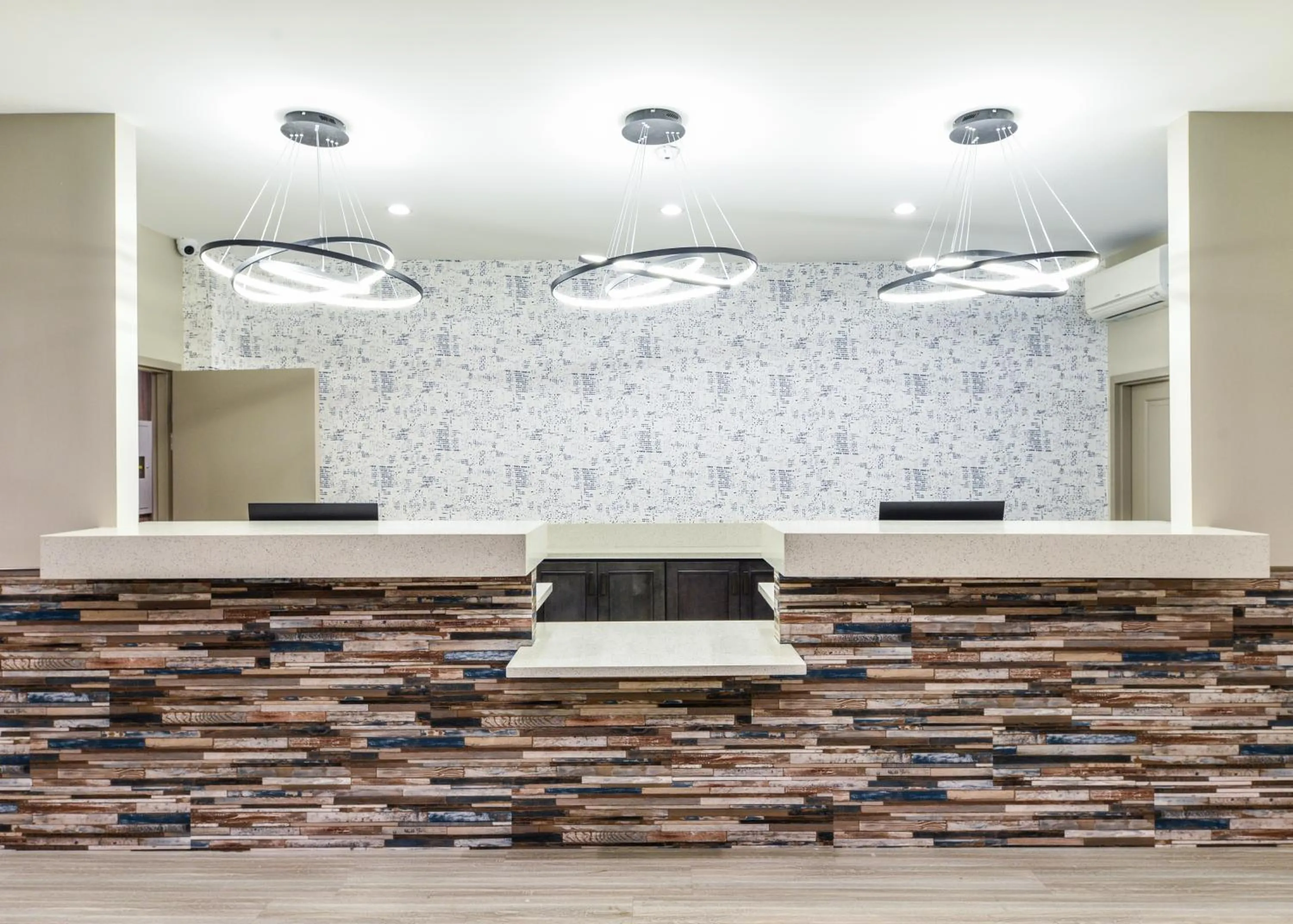 Lobby or reception in Hollywood Inn Suites Hotel