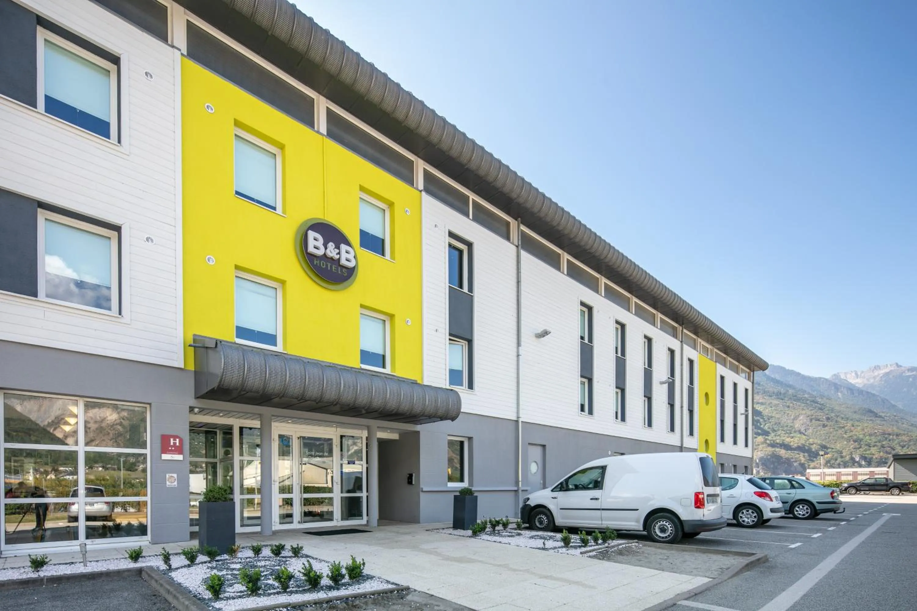 Facade/entrance in B&B HOTEL Saint Jean De Maurienne
