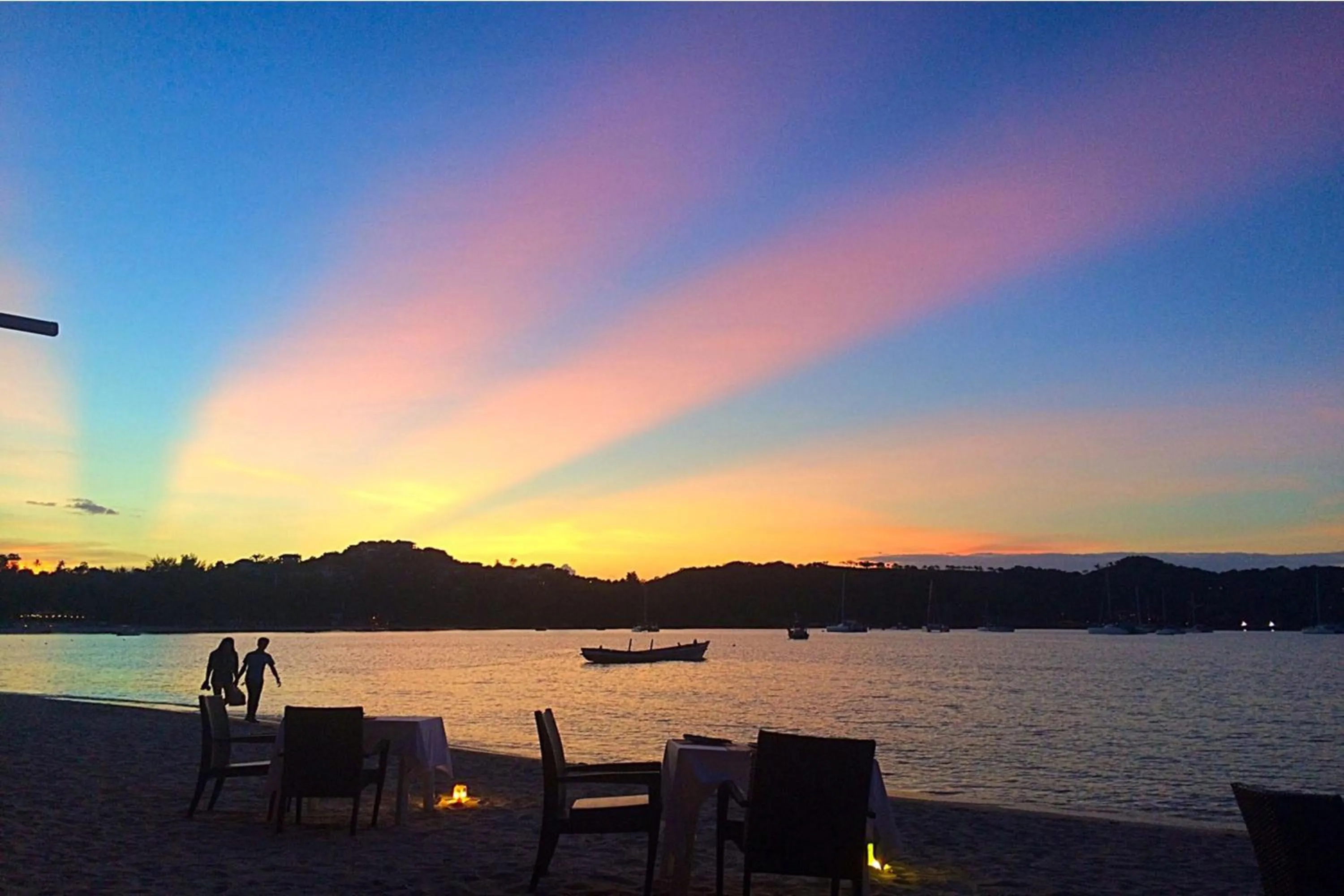 Restaurant/places to eat in Kirati Beach Resort