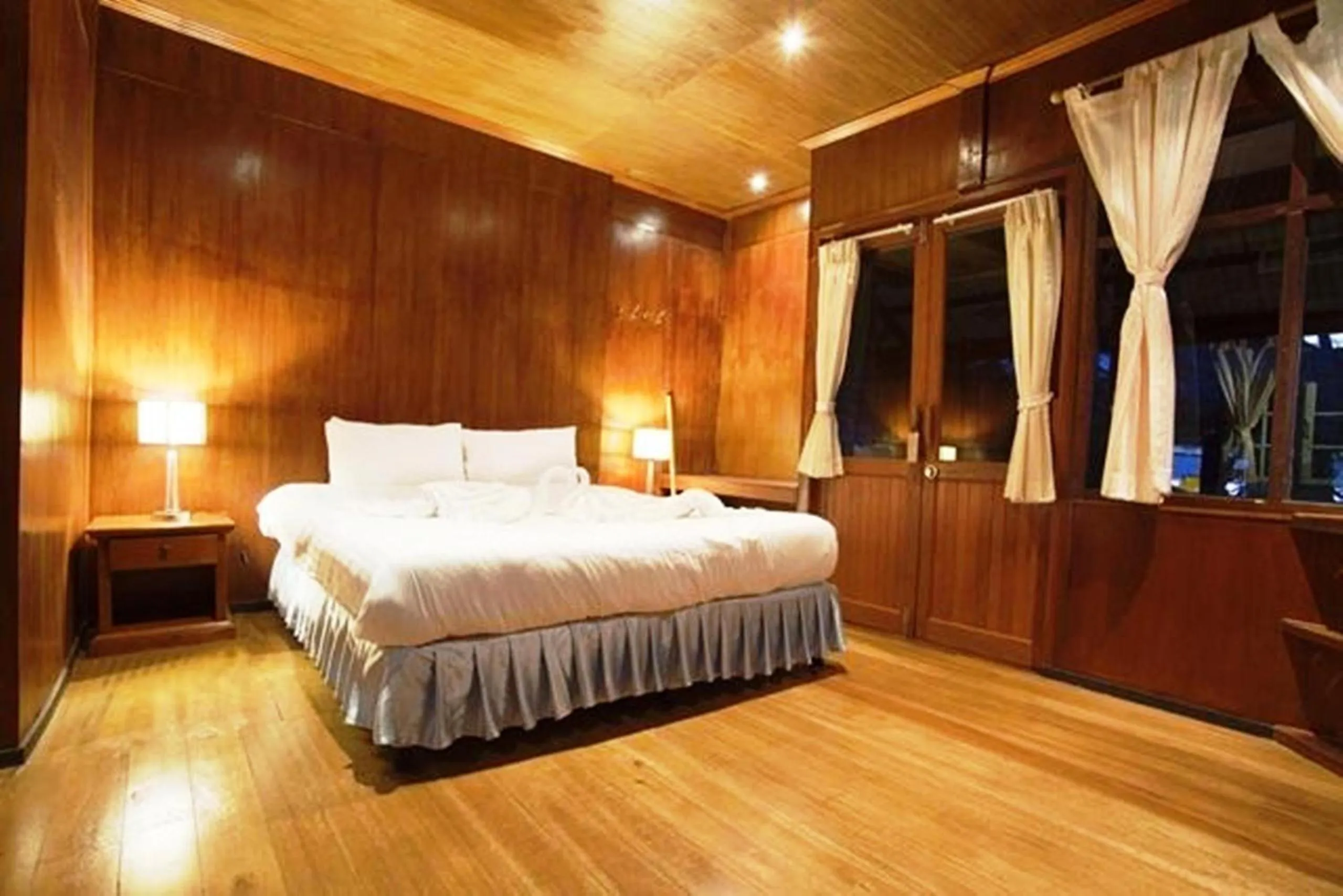 Bed in Kirati Beach Resort