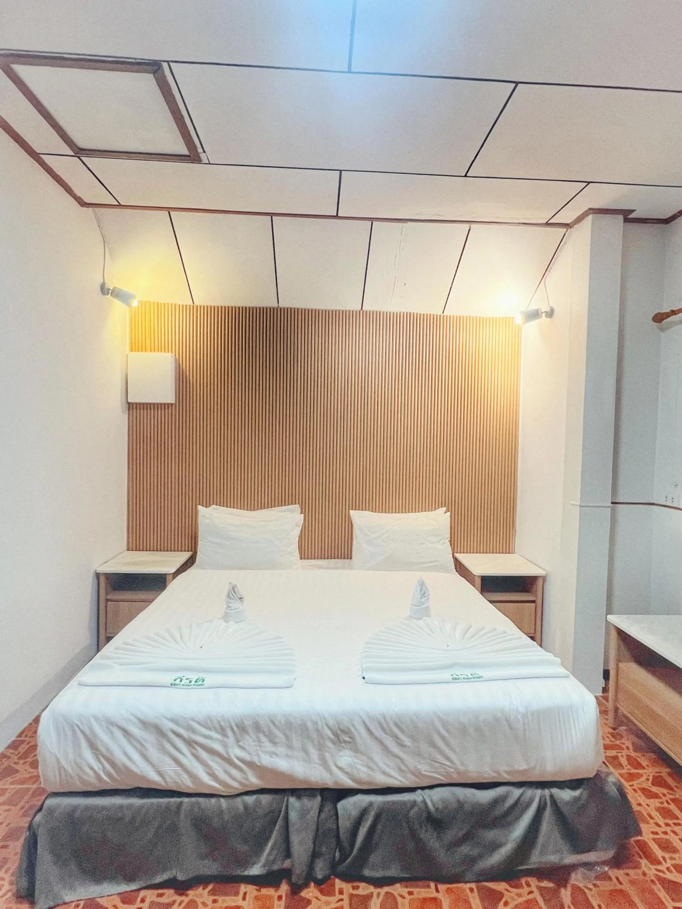 Bed in Kirati Beach Resort