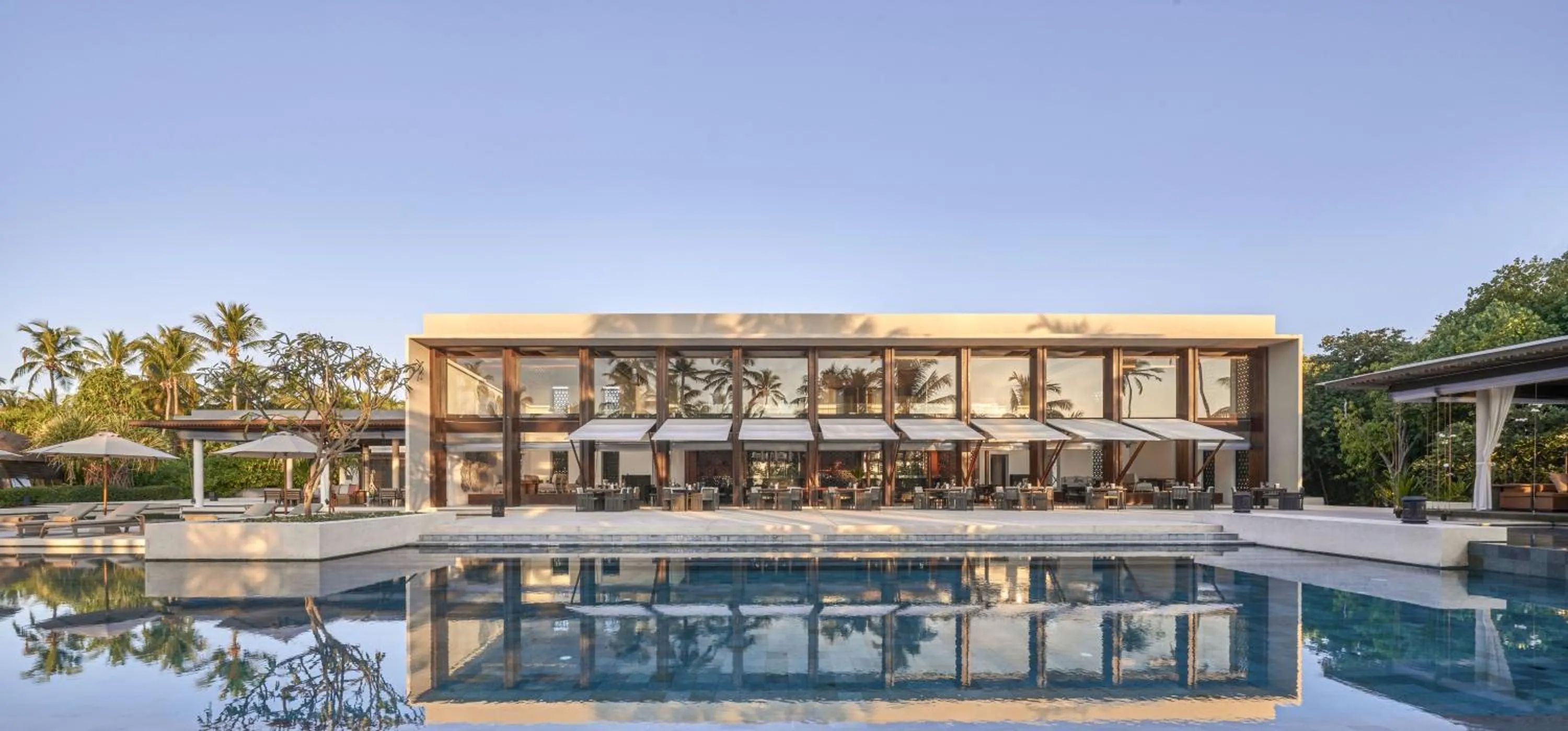 Restaurant/places to eat in Park Hyatt Maldives Hadahaa