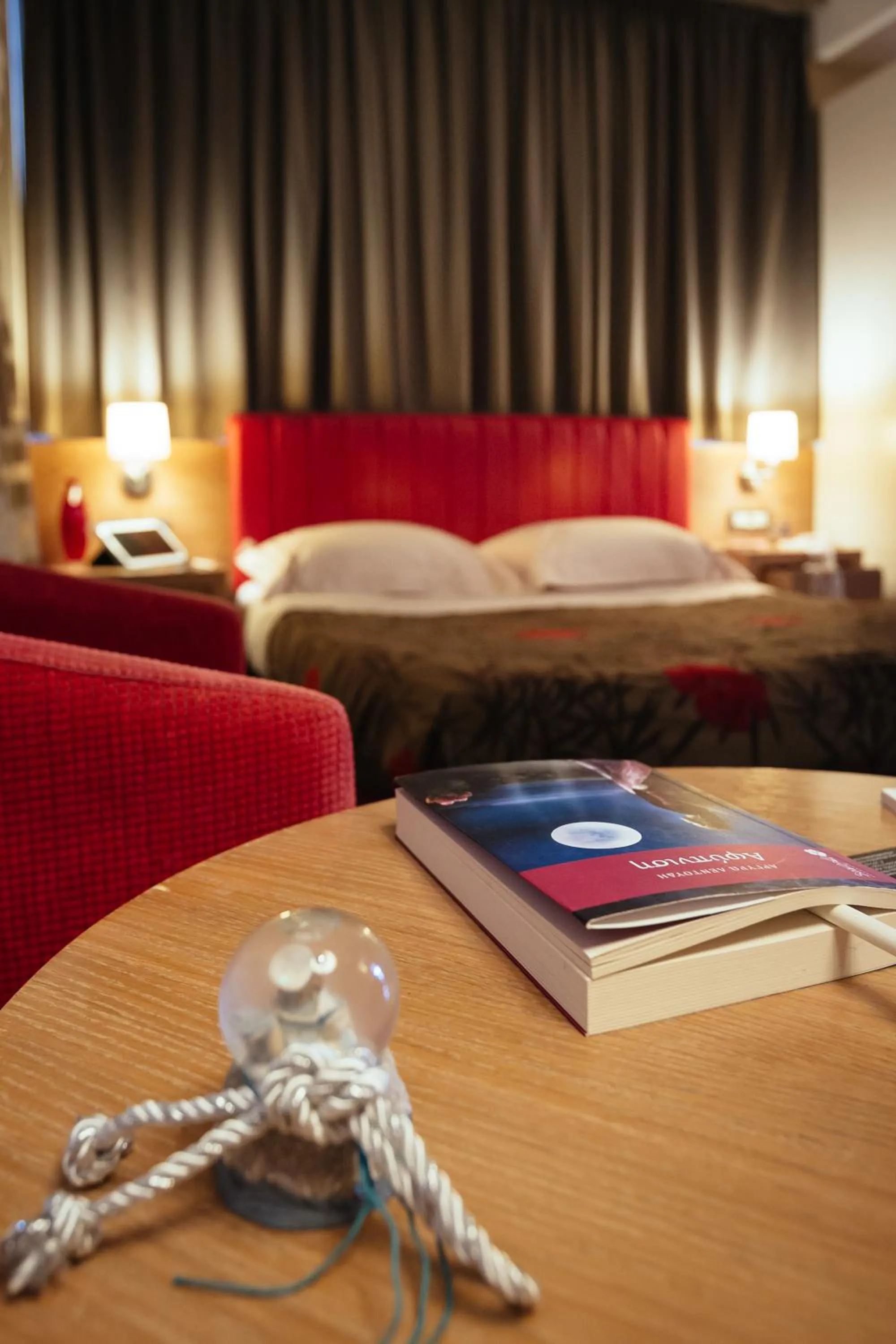 Photo of the whole room, Bed in Alexandros Boutique Hotel