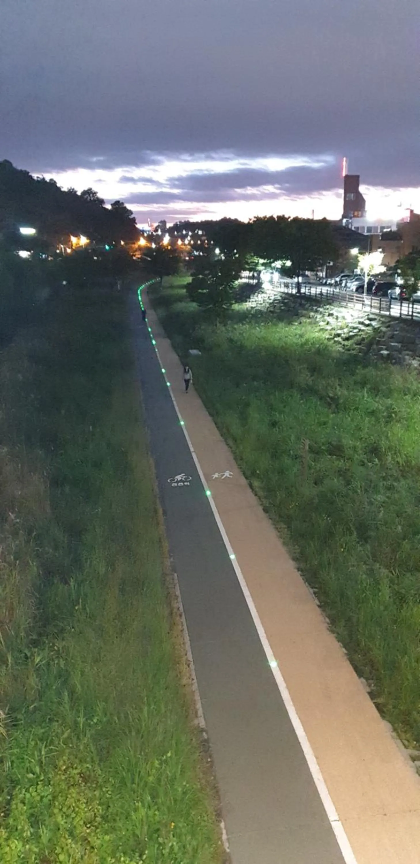 Fishing in Hanok Hyeyum