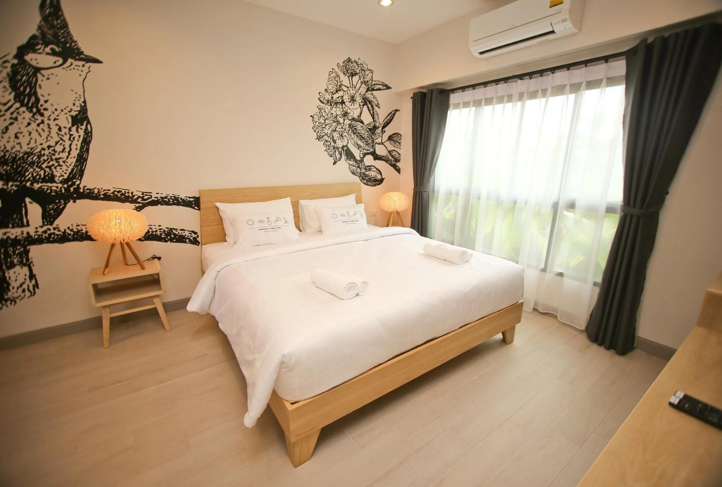 Bed in Bunprasop Garden Hotel