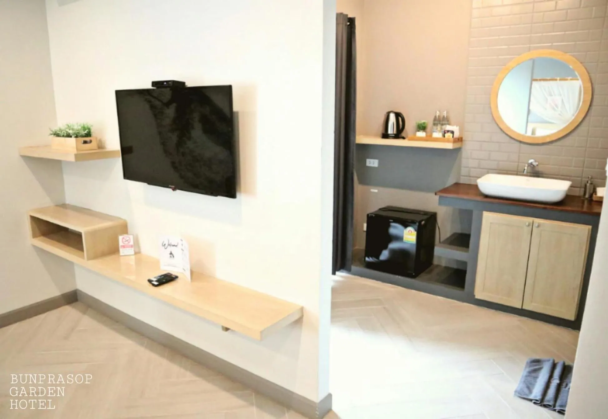 Bunprasop Garden Hotel