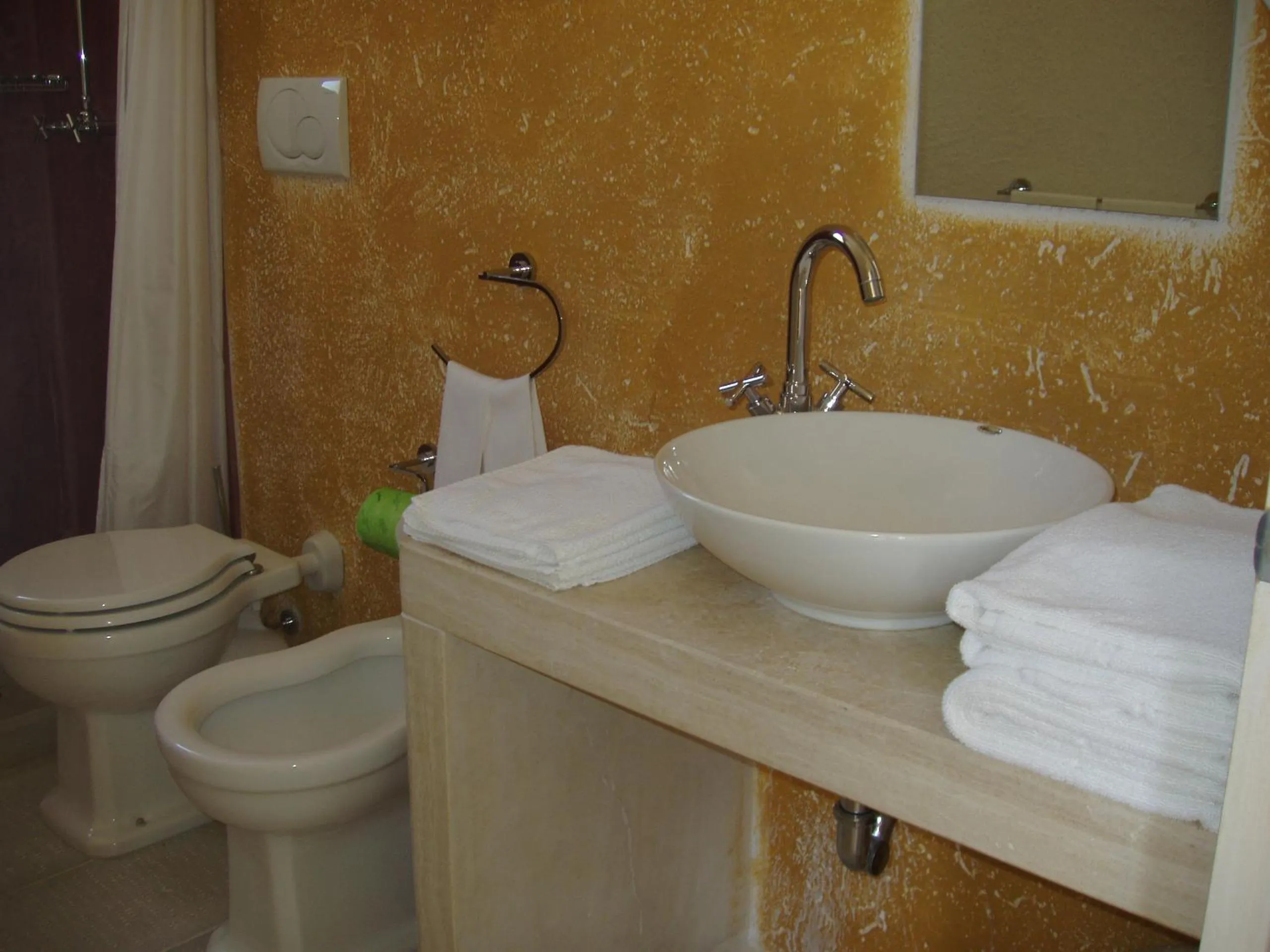 Bathroom in Masseria L'Antico Frantoio