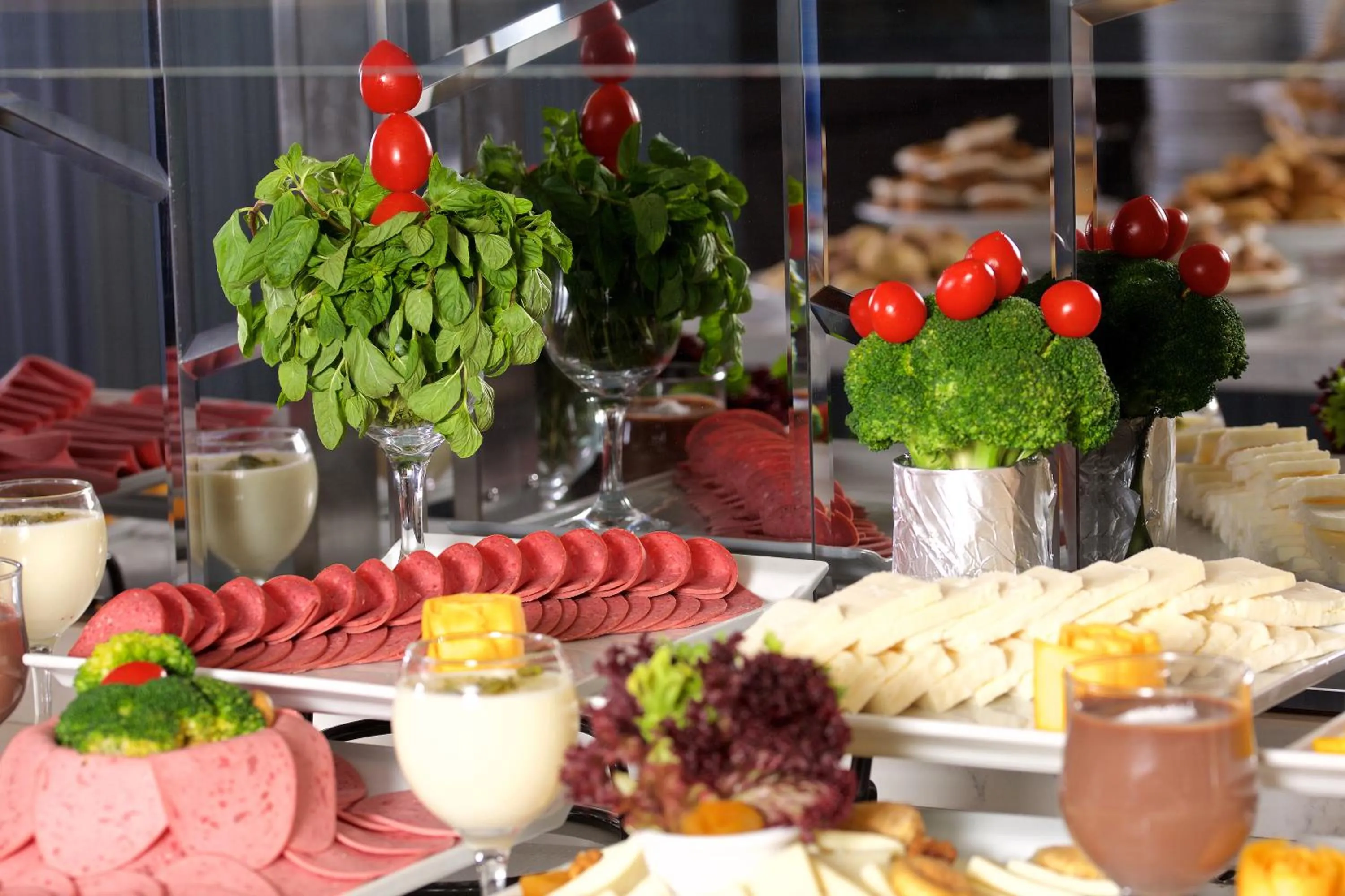 Buffet breakfast in Amethyst Hotel