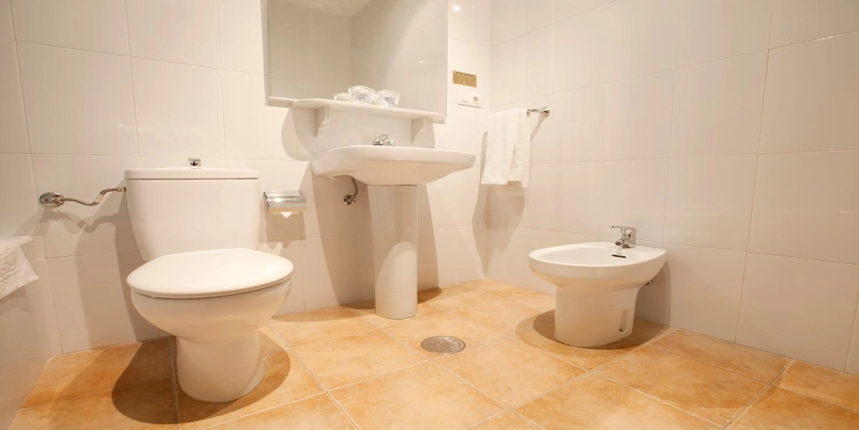 Bathroom in Veronica Centro