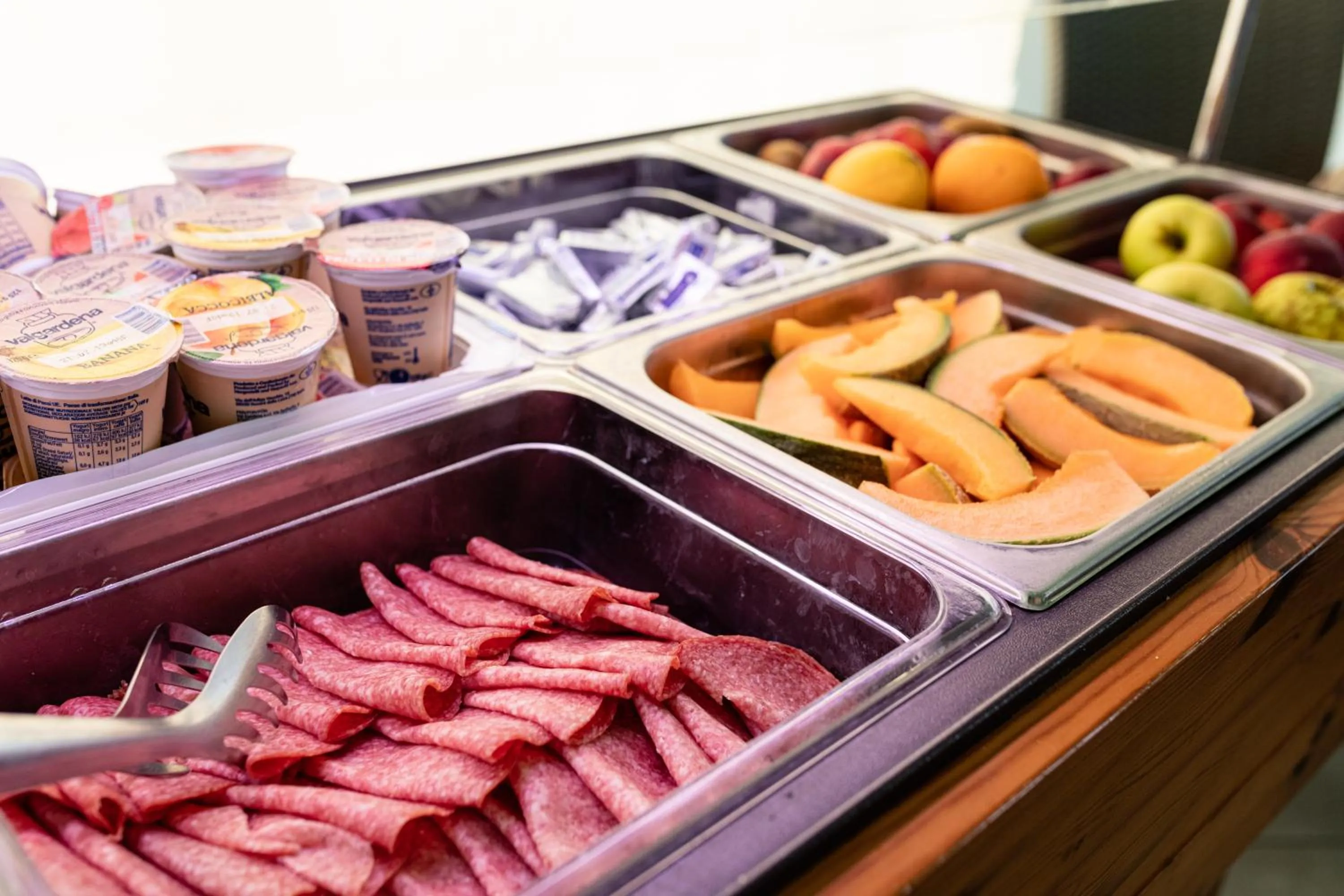 Continental breakfast in Residence Punta Spin