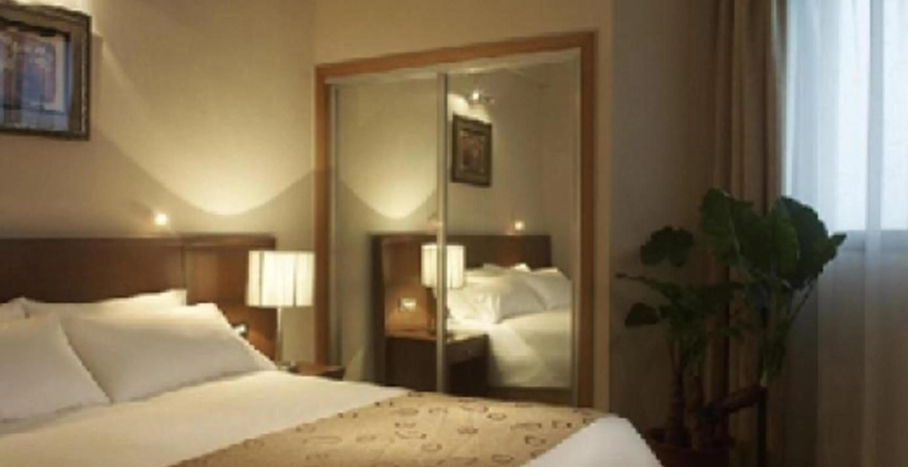 Bedroom, Bed in Jinling Mansion Nanjing