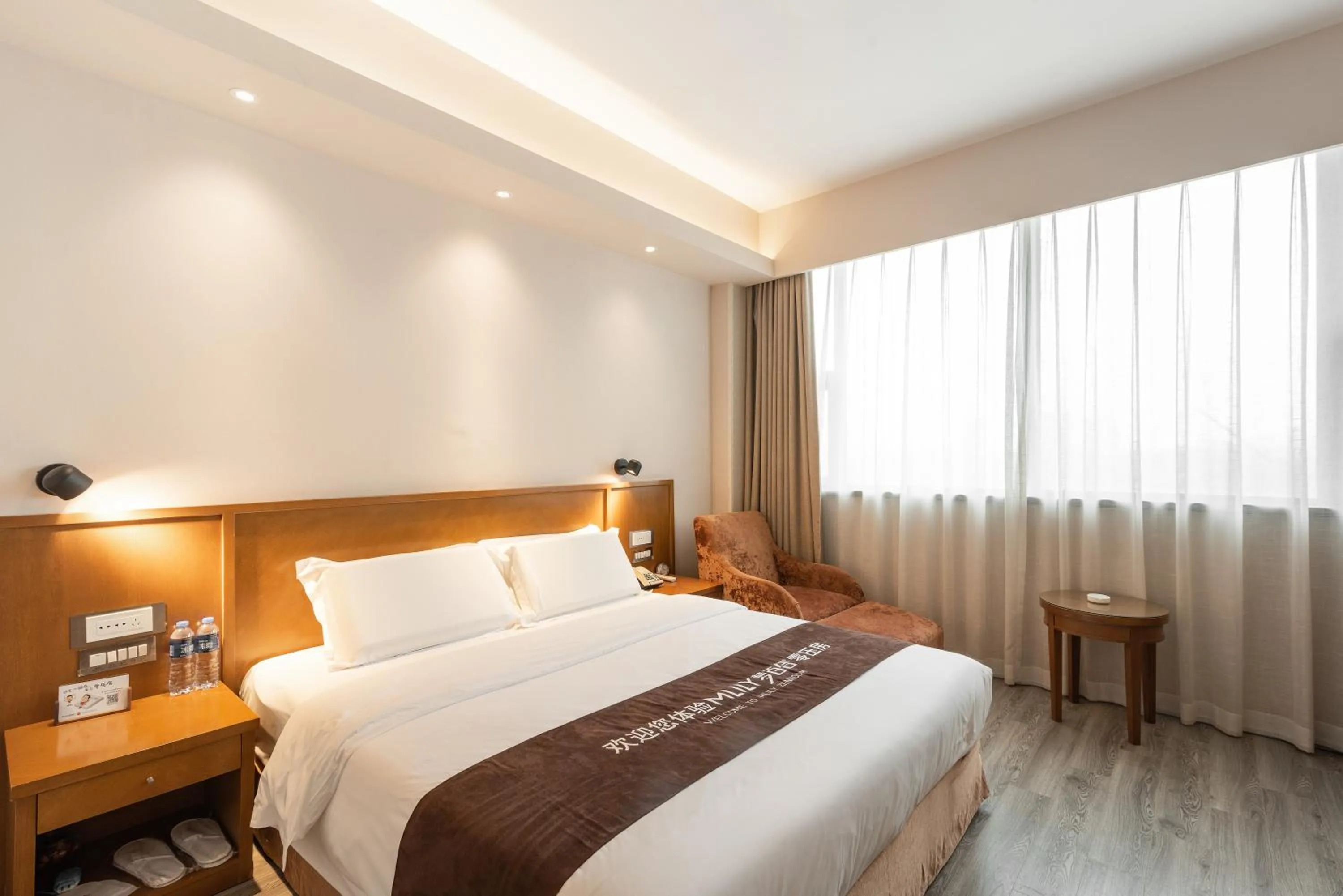 Bedroom, Bed in Jinling Mansion Nanjing