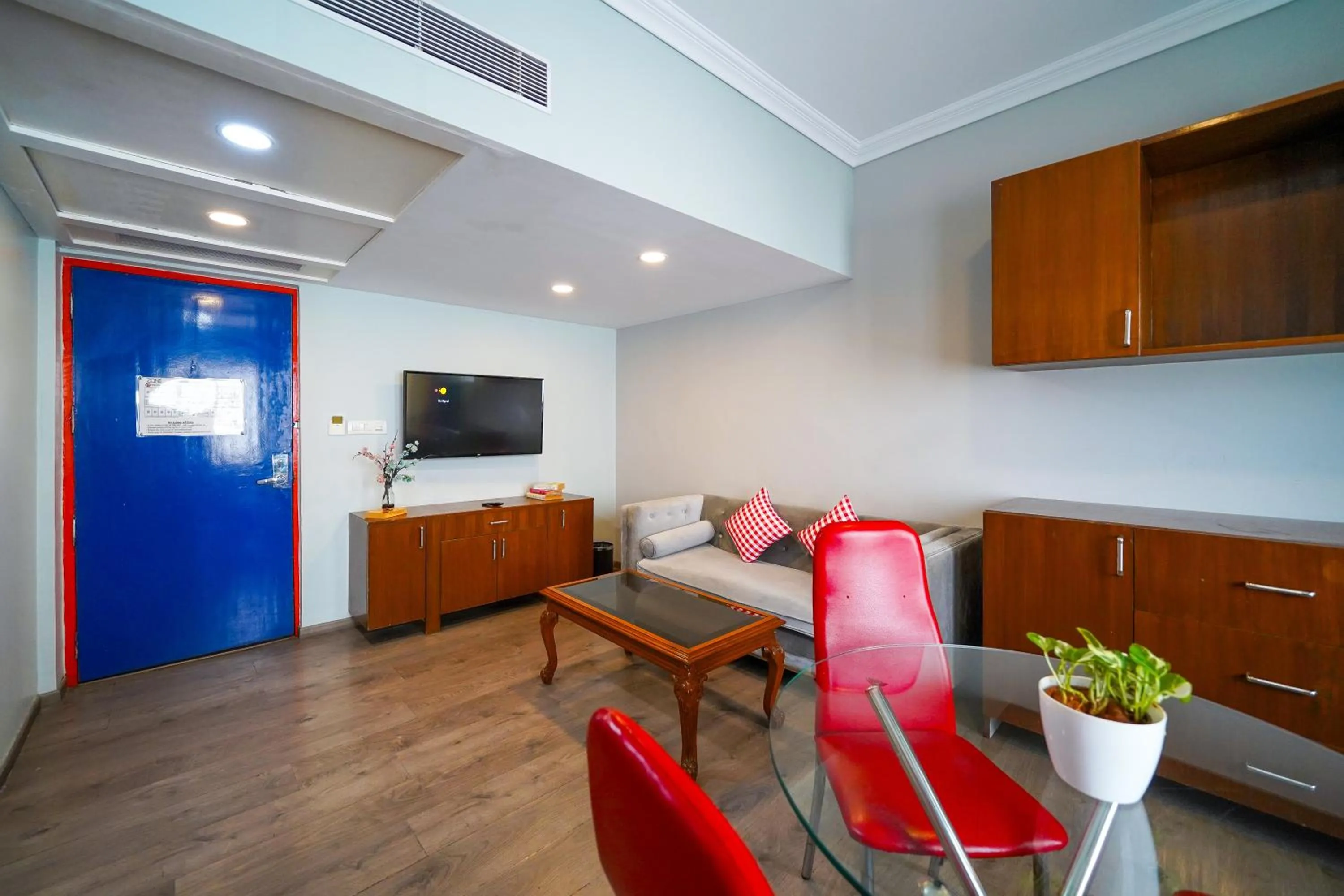 TV and multimedia in Open Hotel by Olive - The Infantry Hotel