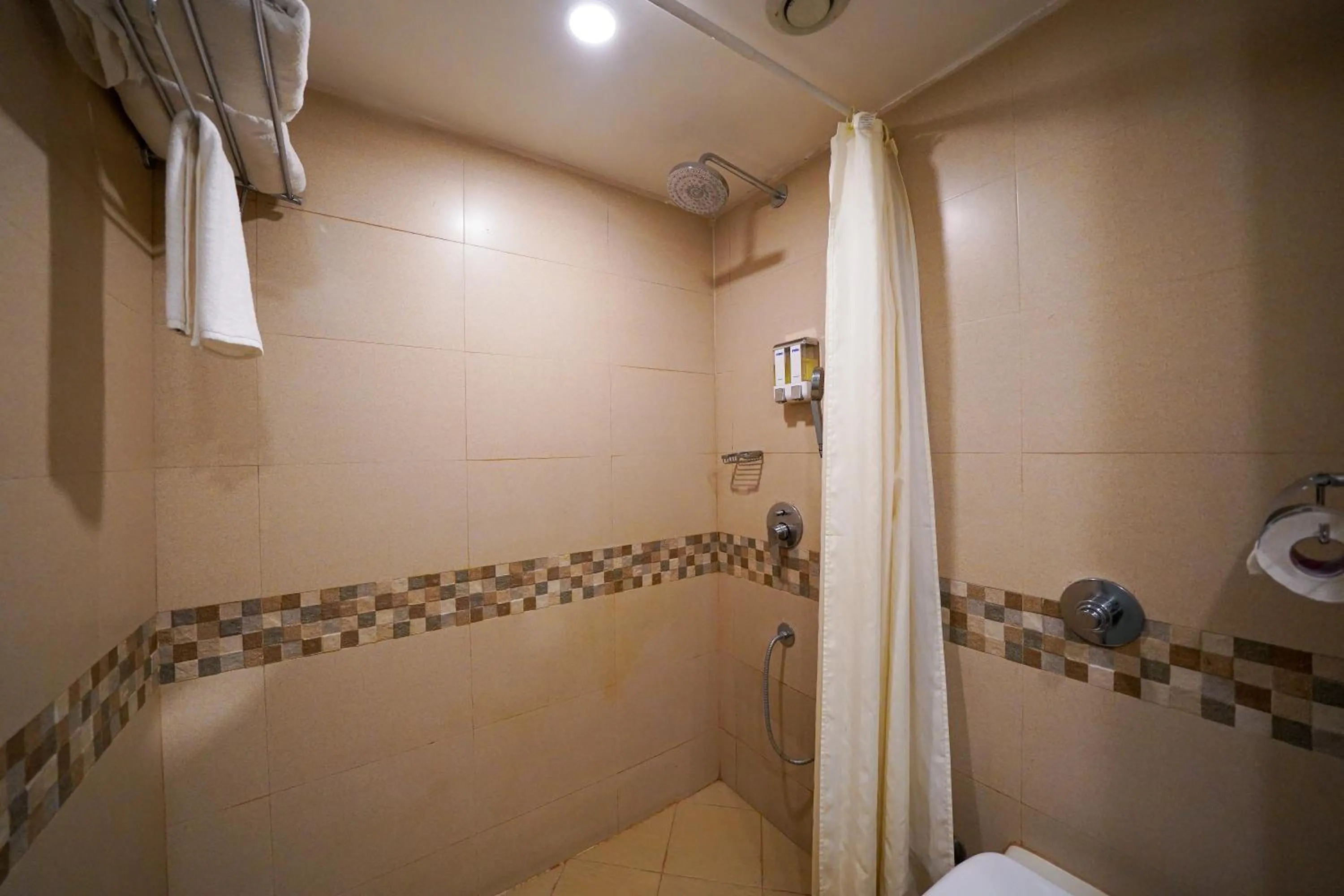 Shower in Open Hotel by Olive - The Infantry Hotel