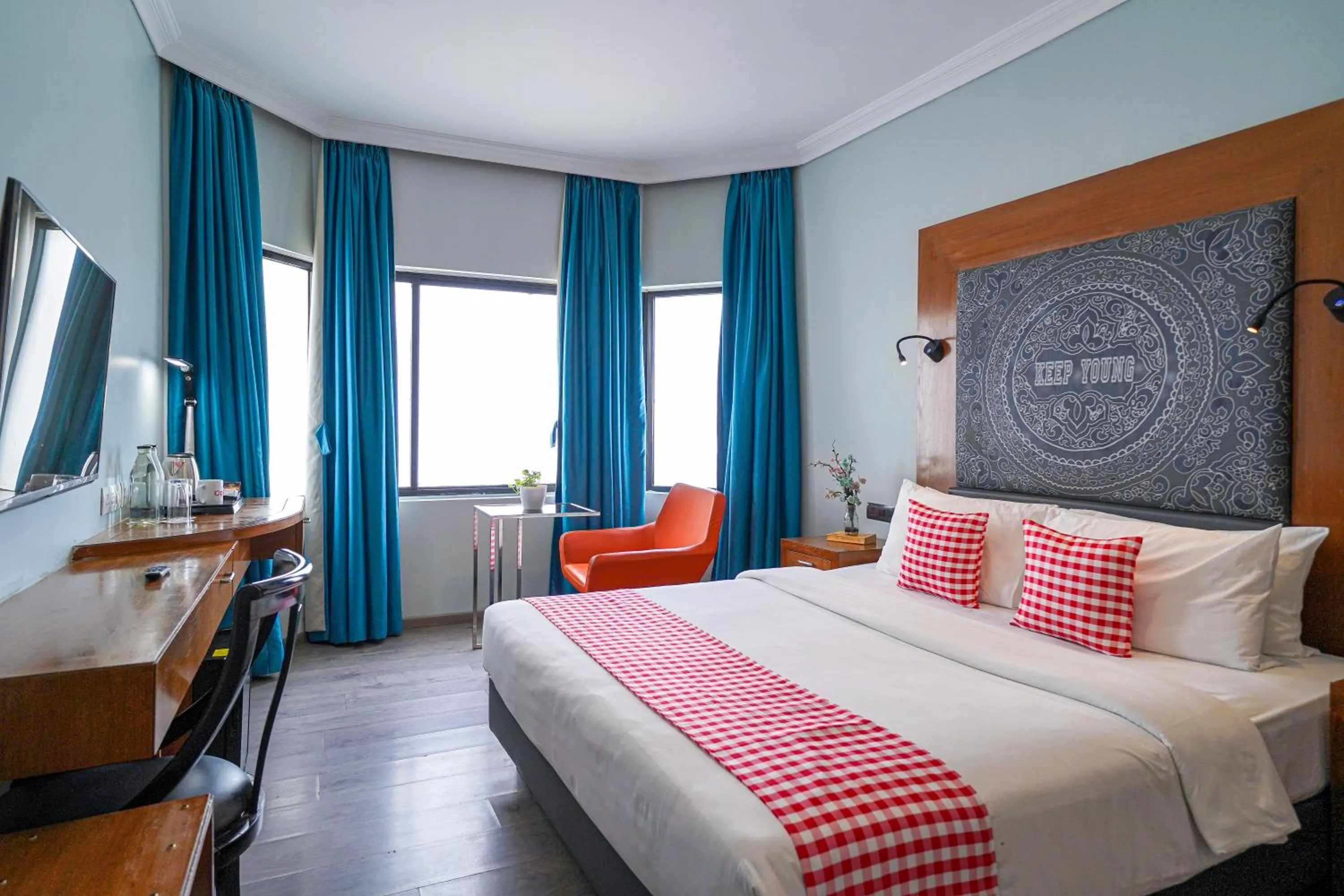 Bed in Open Hotel by Olive - The Infantry Hotel