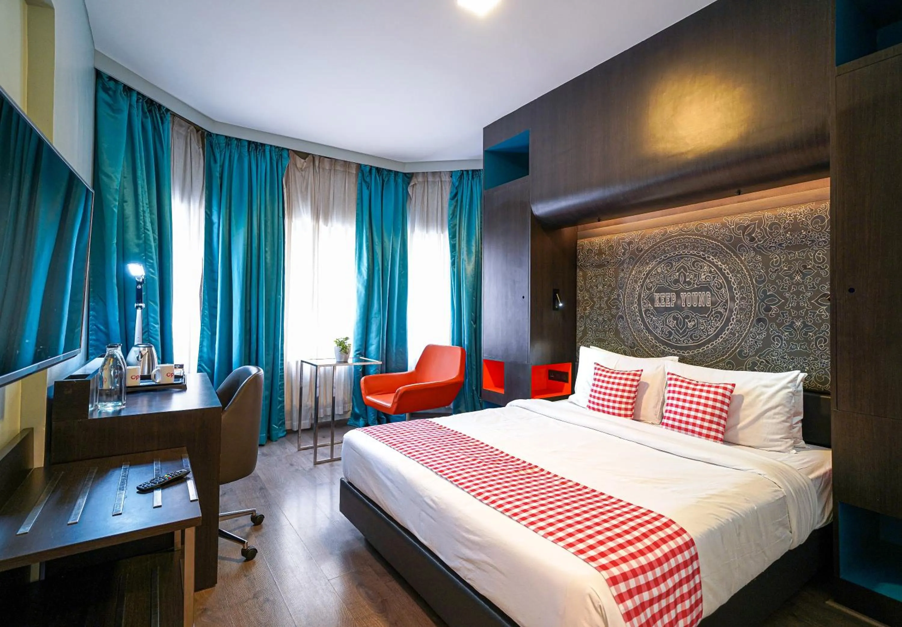 Bed in Open Hotel by Olive - The Infantry Hotel