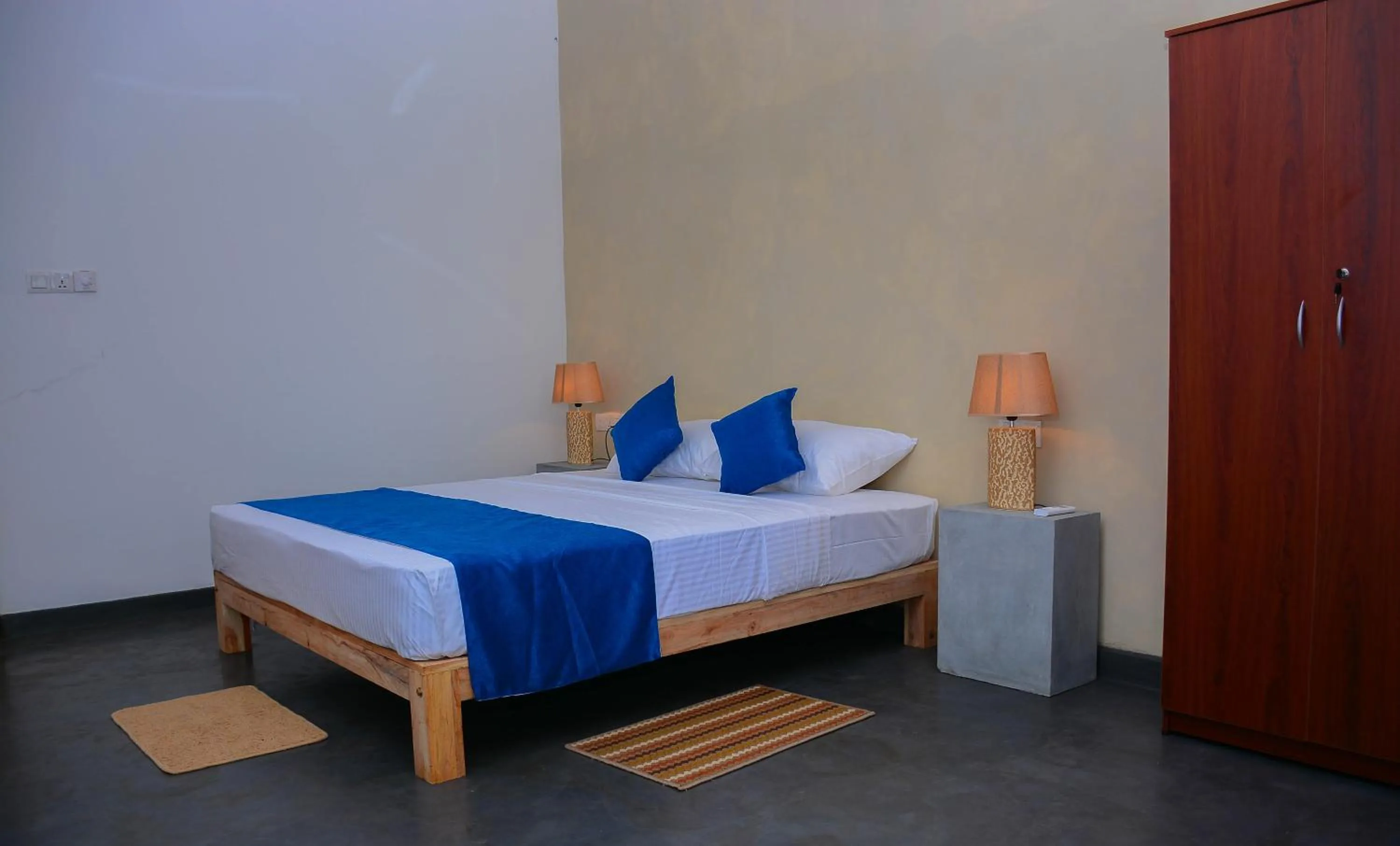 Photo of the whole room, Bed in Hotel Star White - Negombo