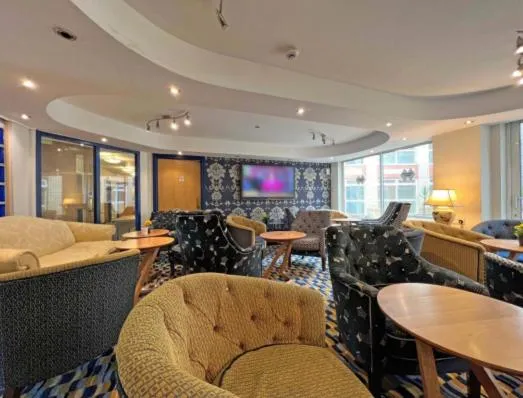 Communal lounge/ TV room in Diamond Lodge