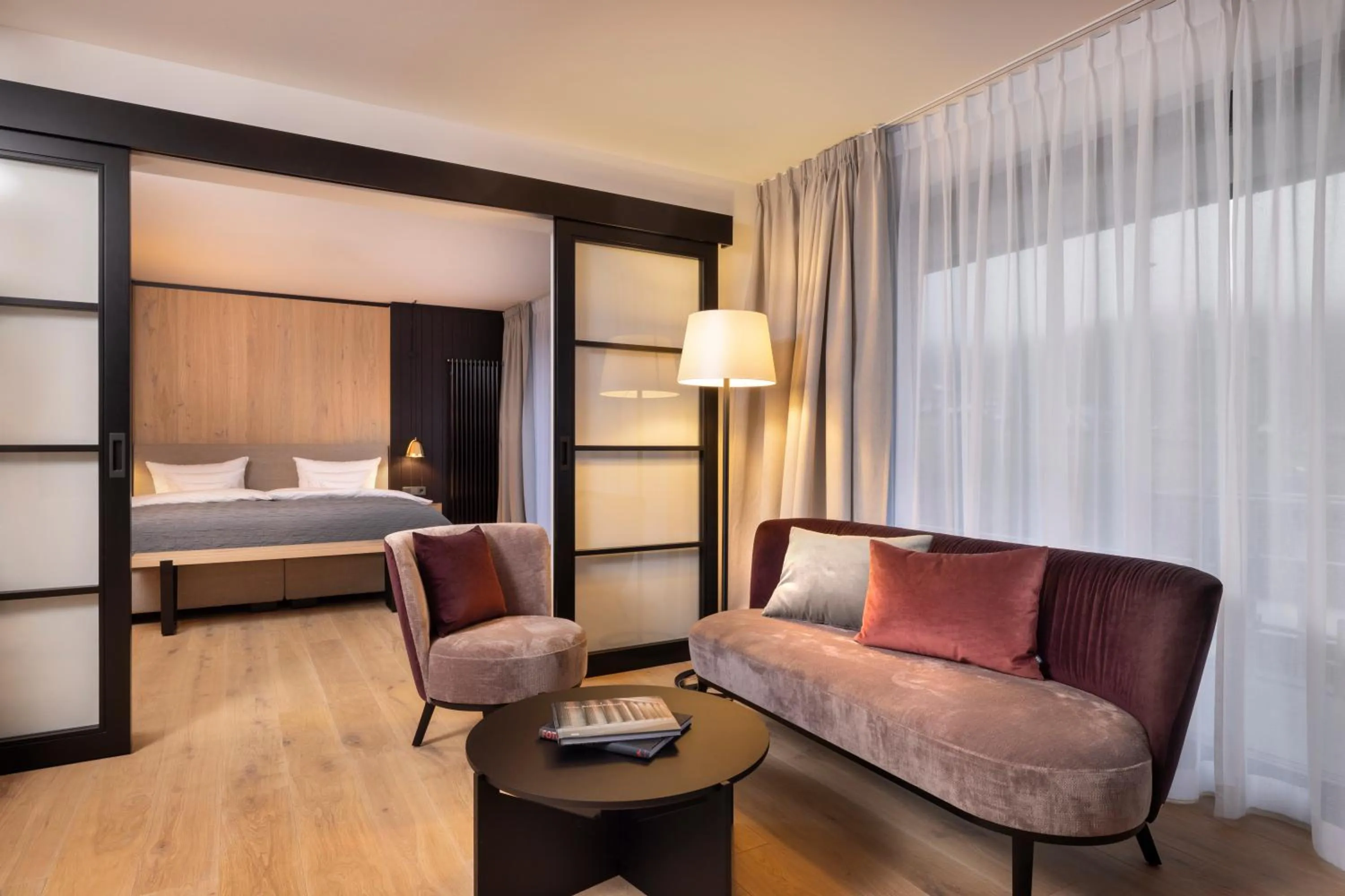 Living room, Bed in Wellness & Genuss Resort - Engel Obertal