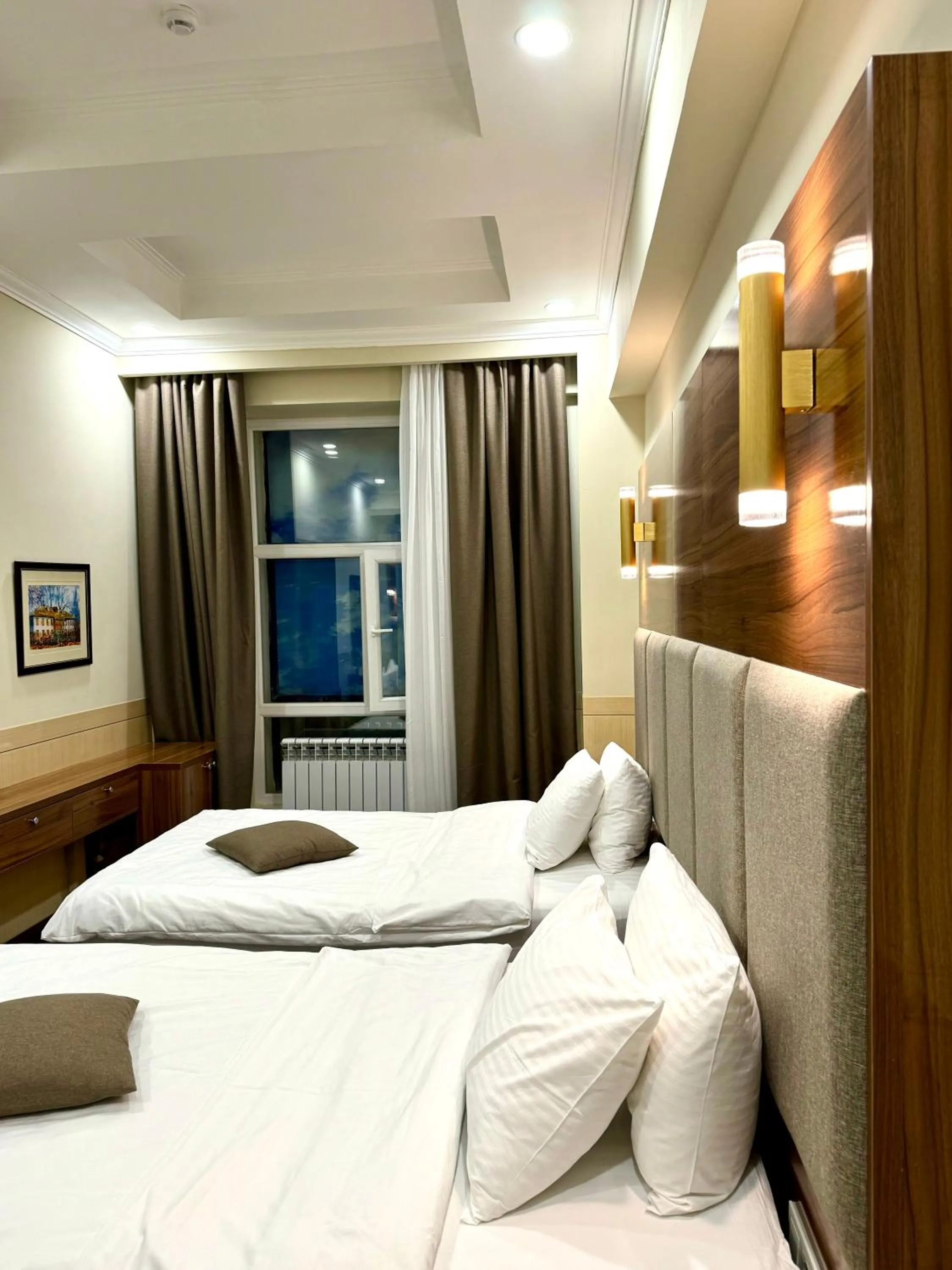 Photo of the whole room, Bed in Grand Hotel Eurasia