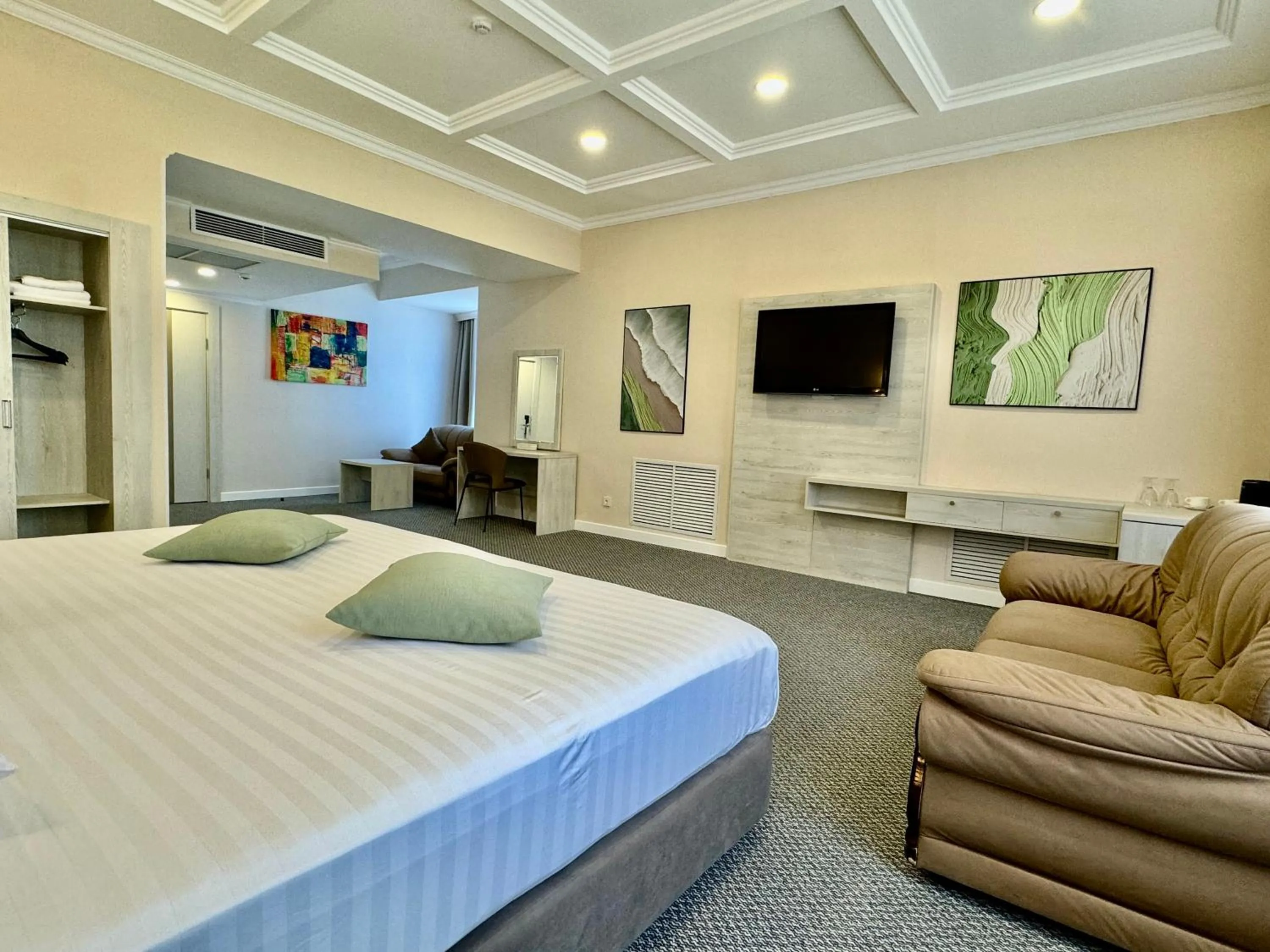 Living room, Bed in Grand Hotel Eurasia