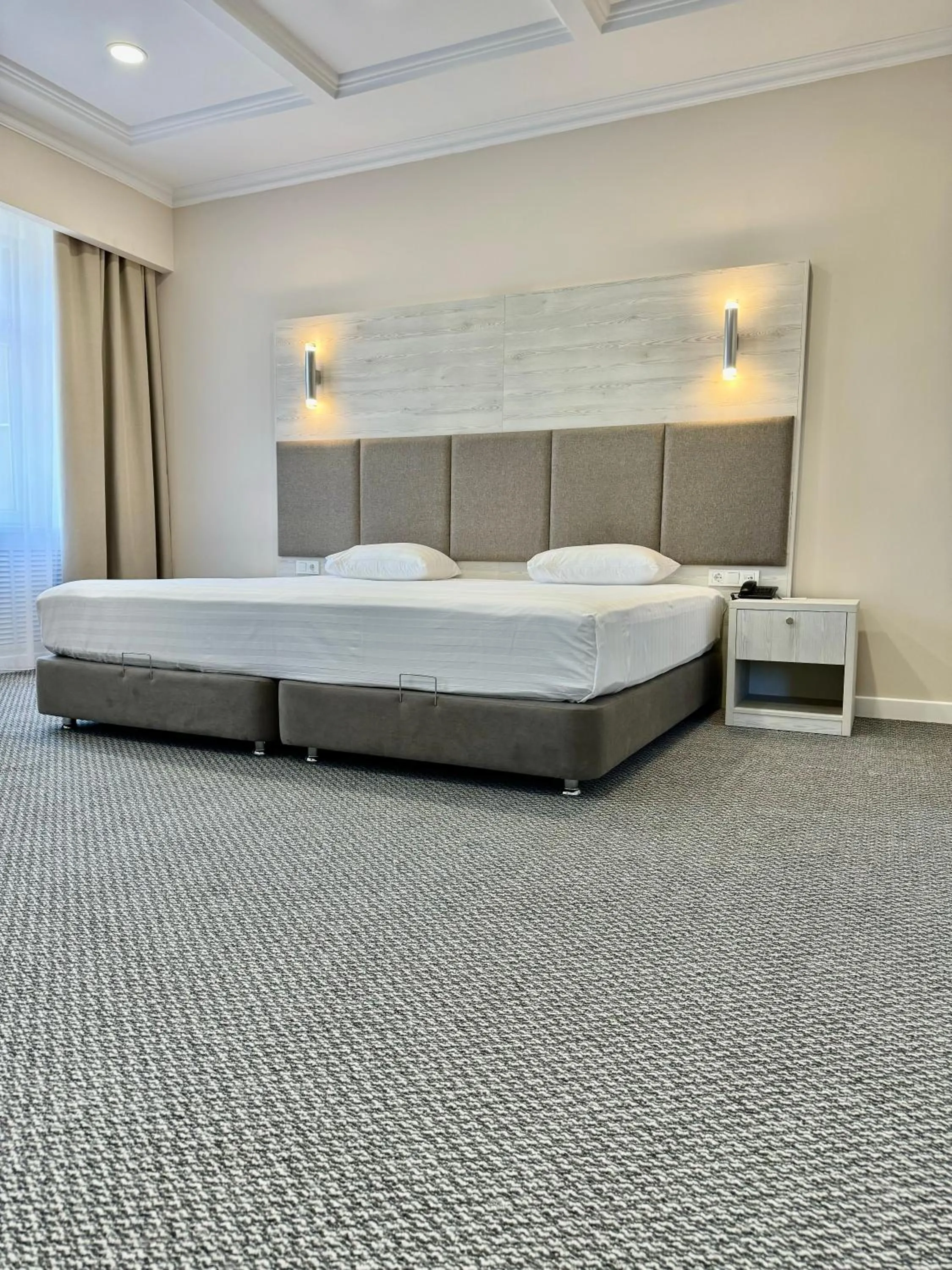 Bedroom, Bed in Grand Hotel Eurasia