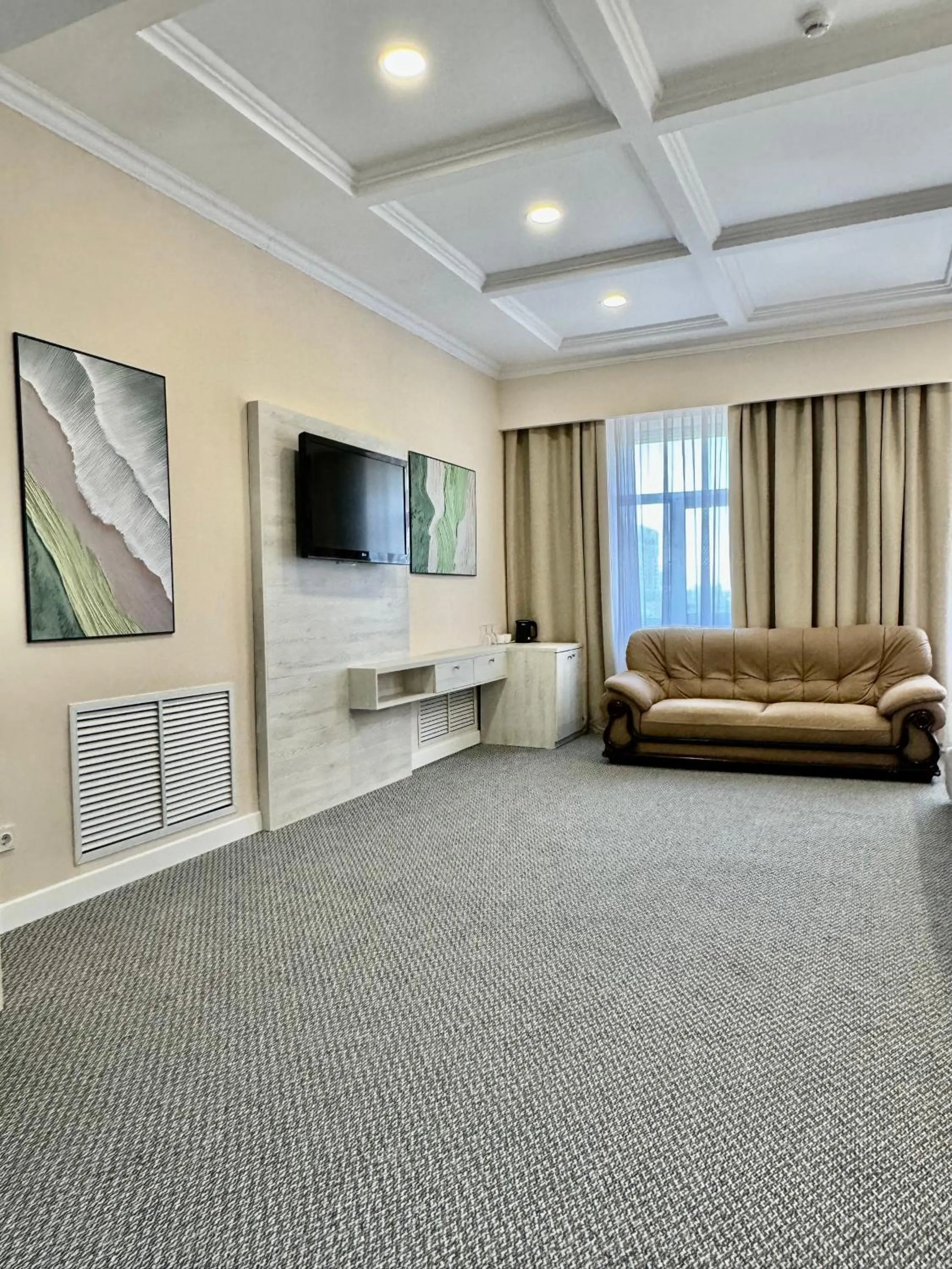 TV and multimedia in Grand Hotel Eurasia