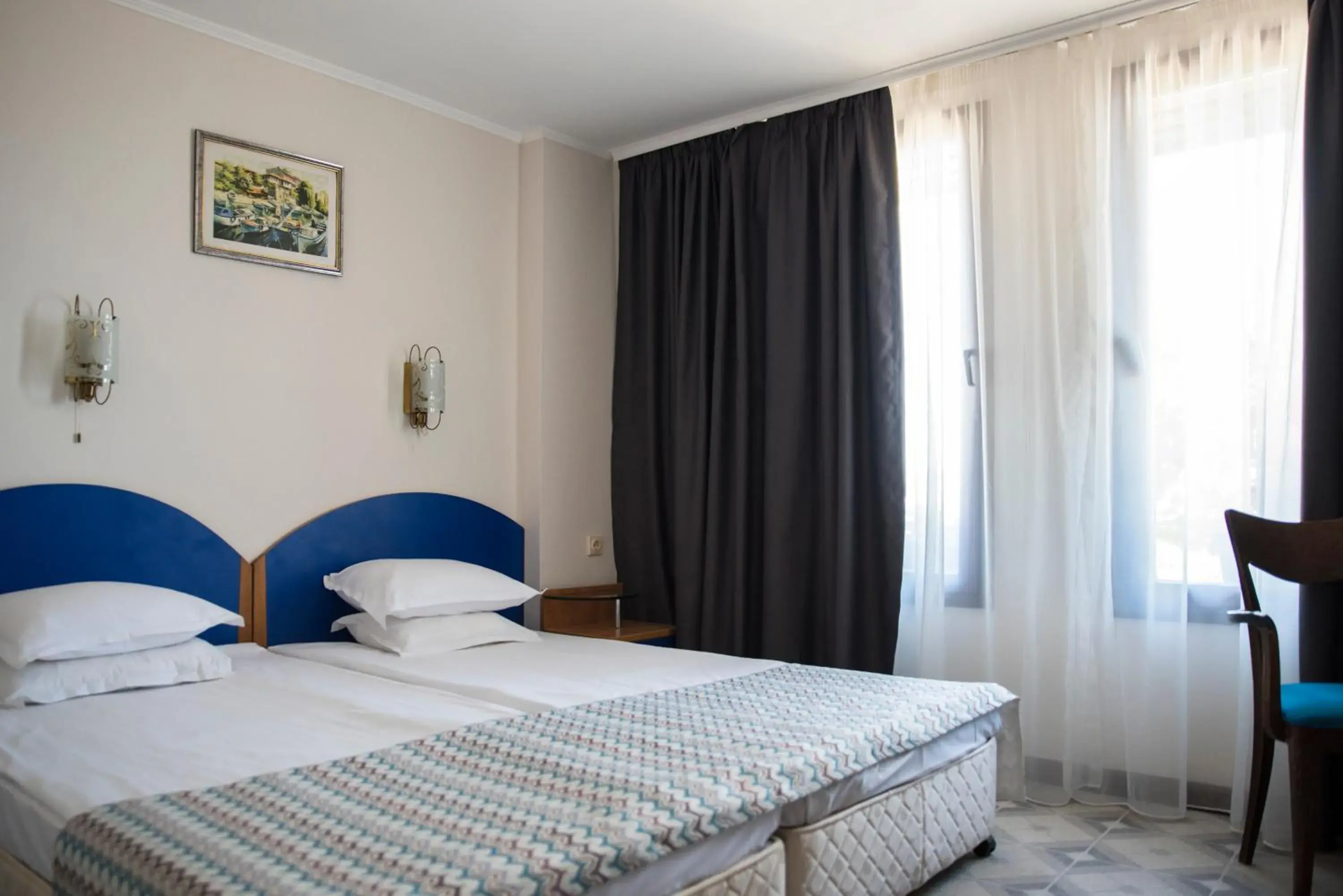 Double or Twin Room (2 Adults + 1 Child) in Victoria Hotel Nessebar Double or Twin Room (2 Adults + 1 Child) in Victoria Hotel Nessebar
