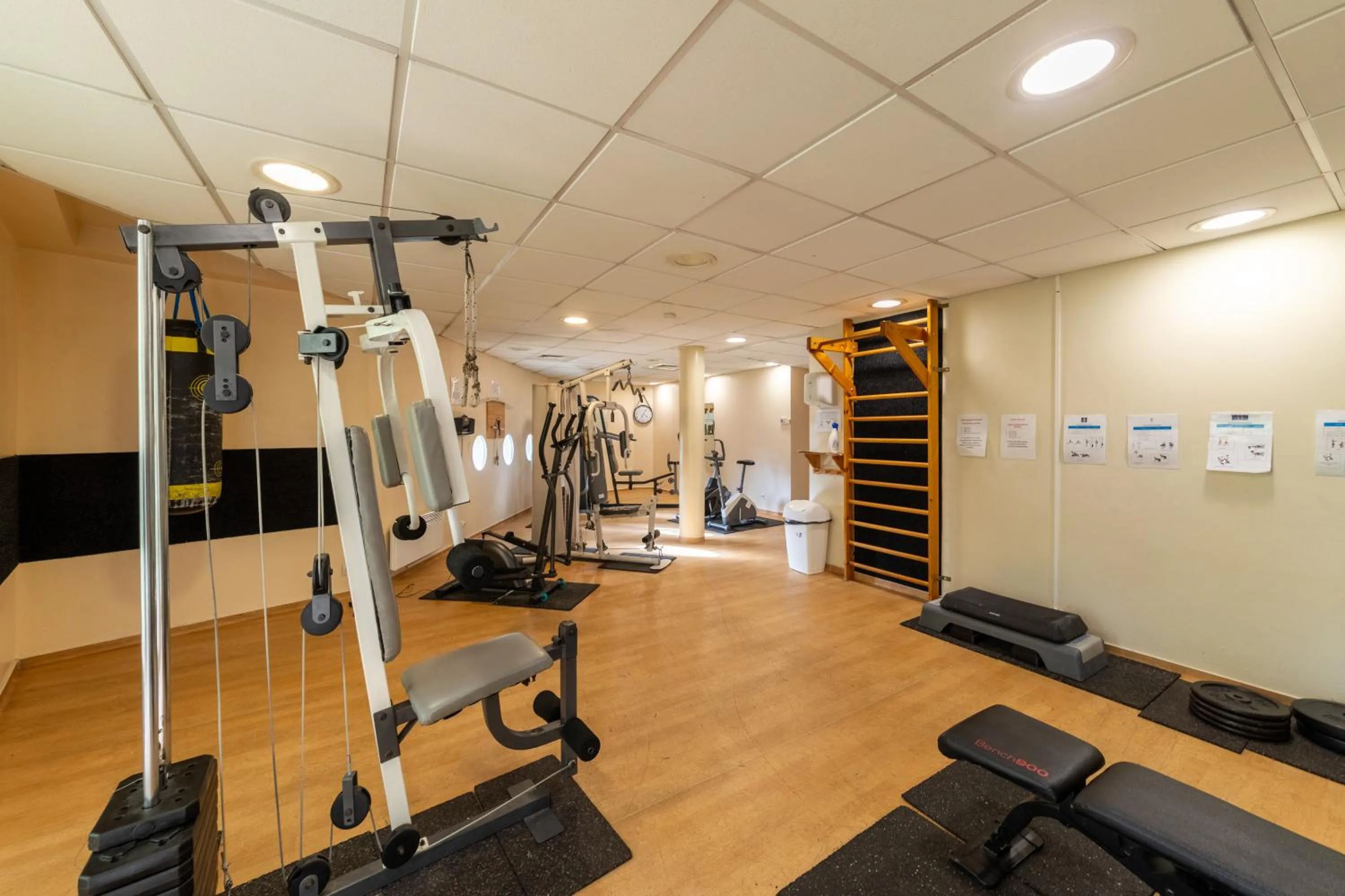 Fitness centre/facilities in Résidence Columba - Apparts meublés Agen Sud
