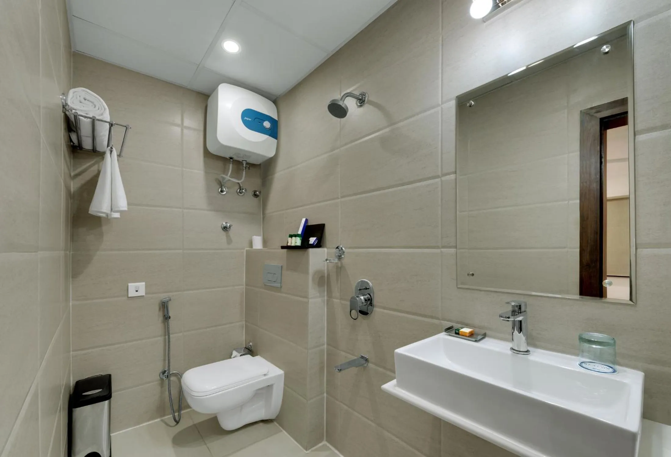 Bathroom in Avins Beacon Hotel - Udaipur