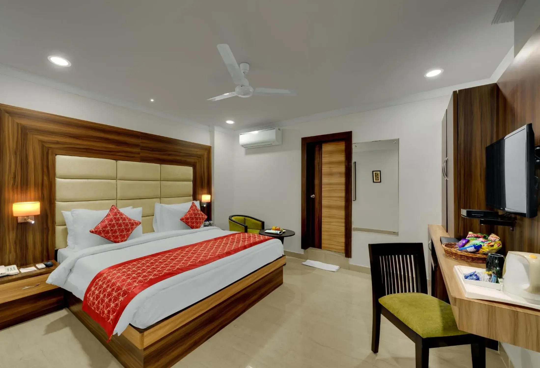 Deluxe Double Room (Guaranteed Complimentary Soft Drinks/Seasonal on arrival) in Avins Beacon Hotel - Udaipur Deluxe Double Room (Guaranteed Complimentary Soft Drinks/Seasonal on arrival) in Avins Beacon Hotel - Udaipur