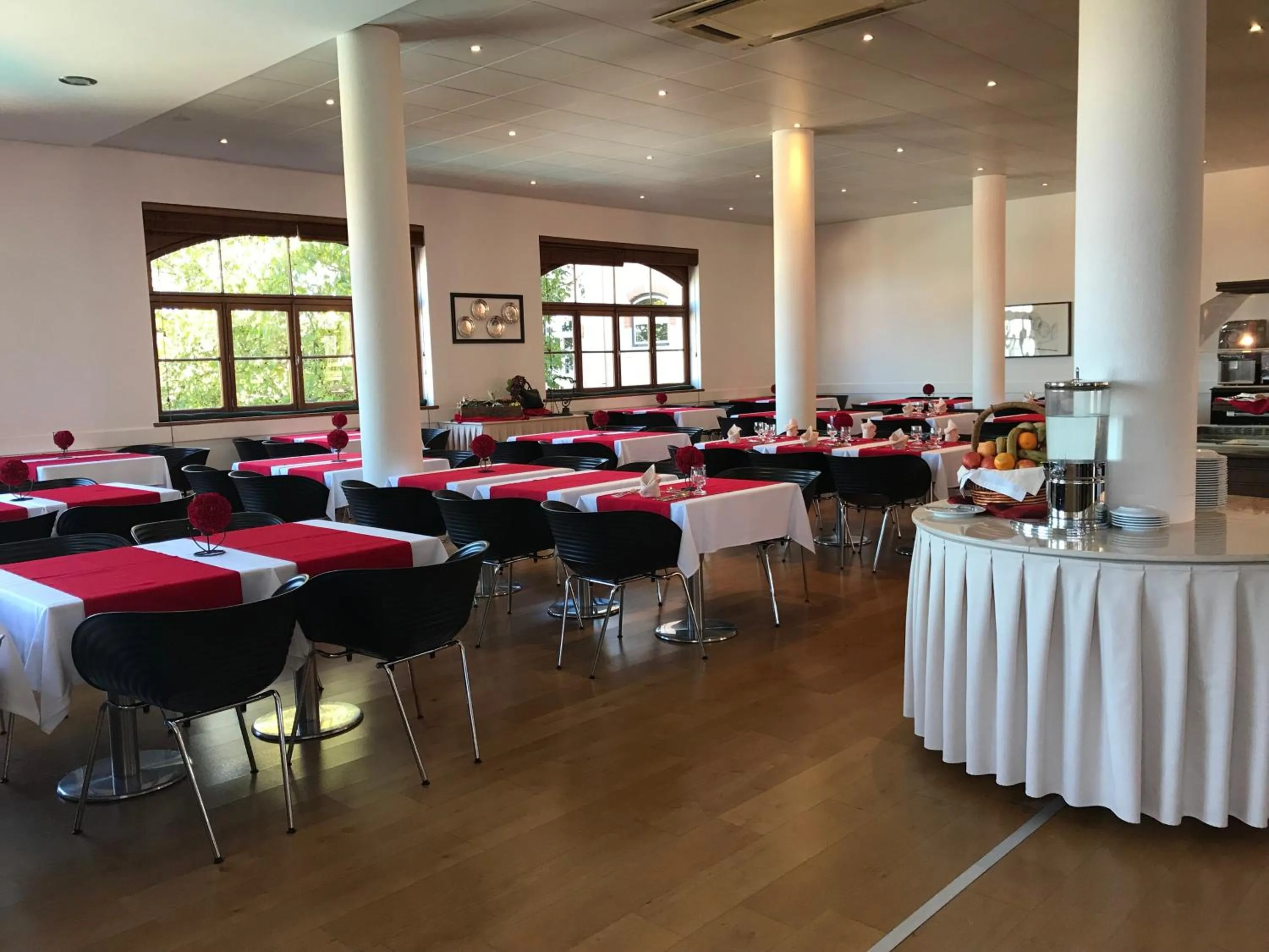 Restaurant/places to eat in INATEL Luso