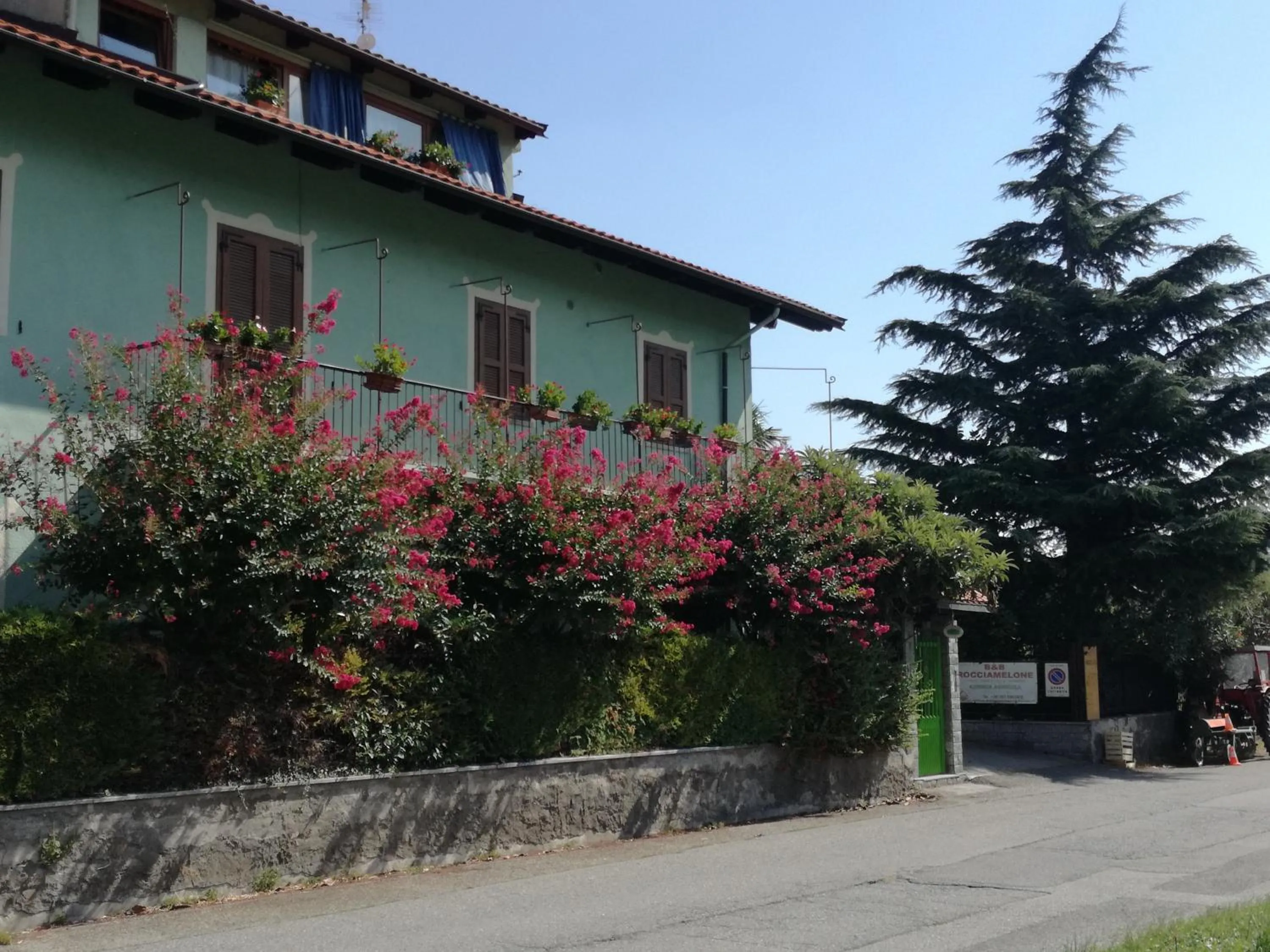Facade/entrance in B&B Rocciamelone