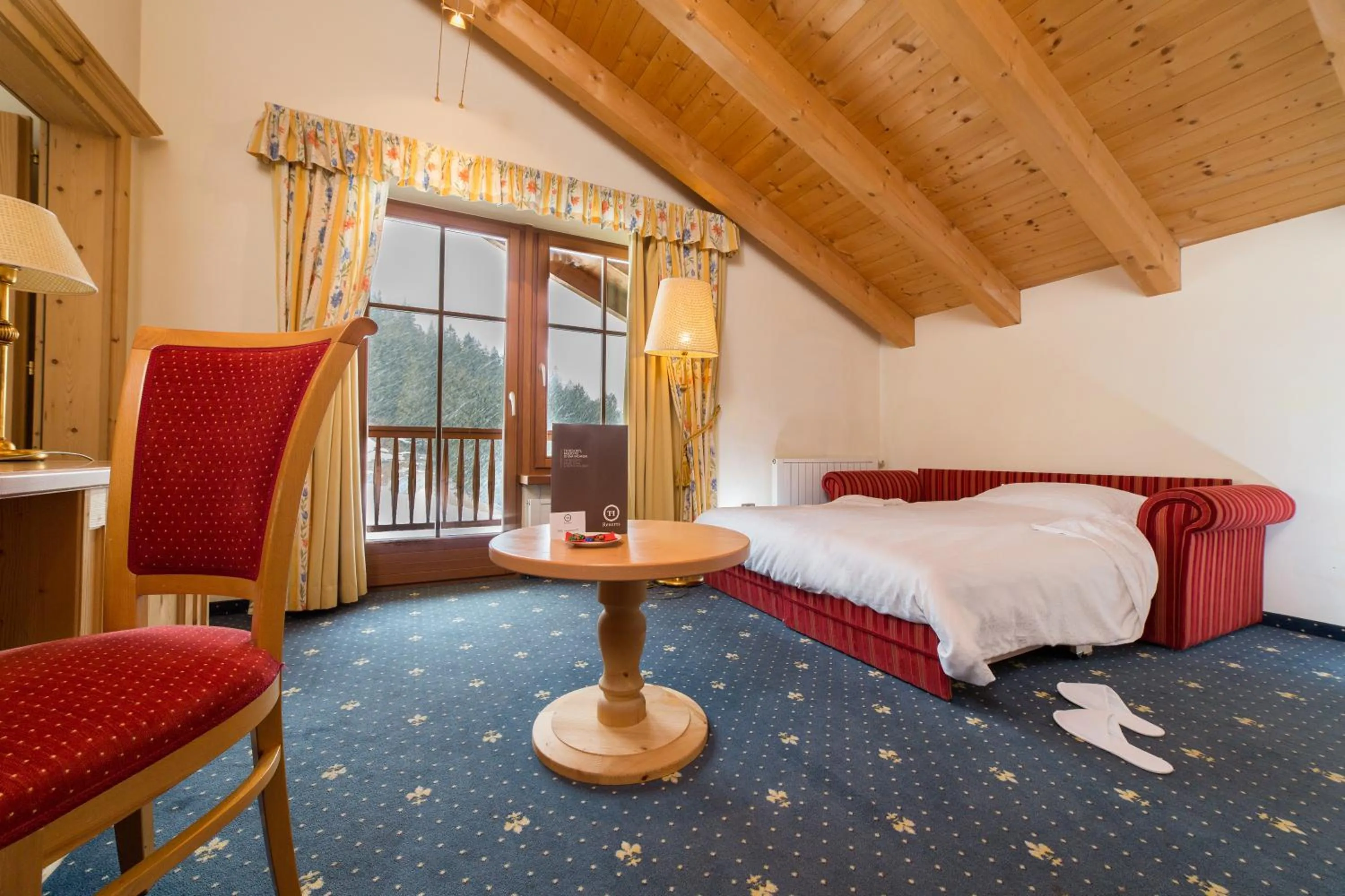 Bed in TH Corvara - Greif Hotel