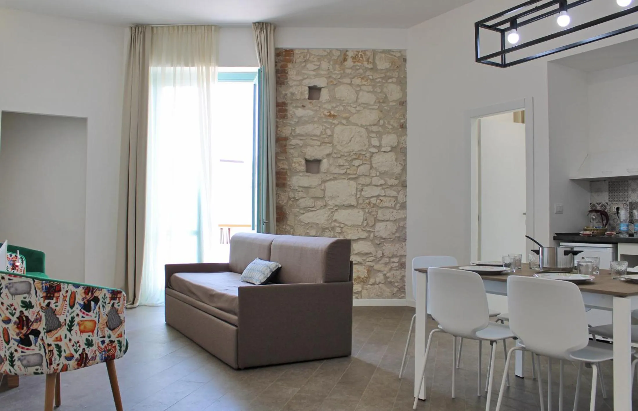 Photo of the whole room in Archinuè