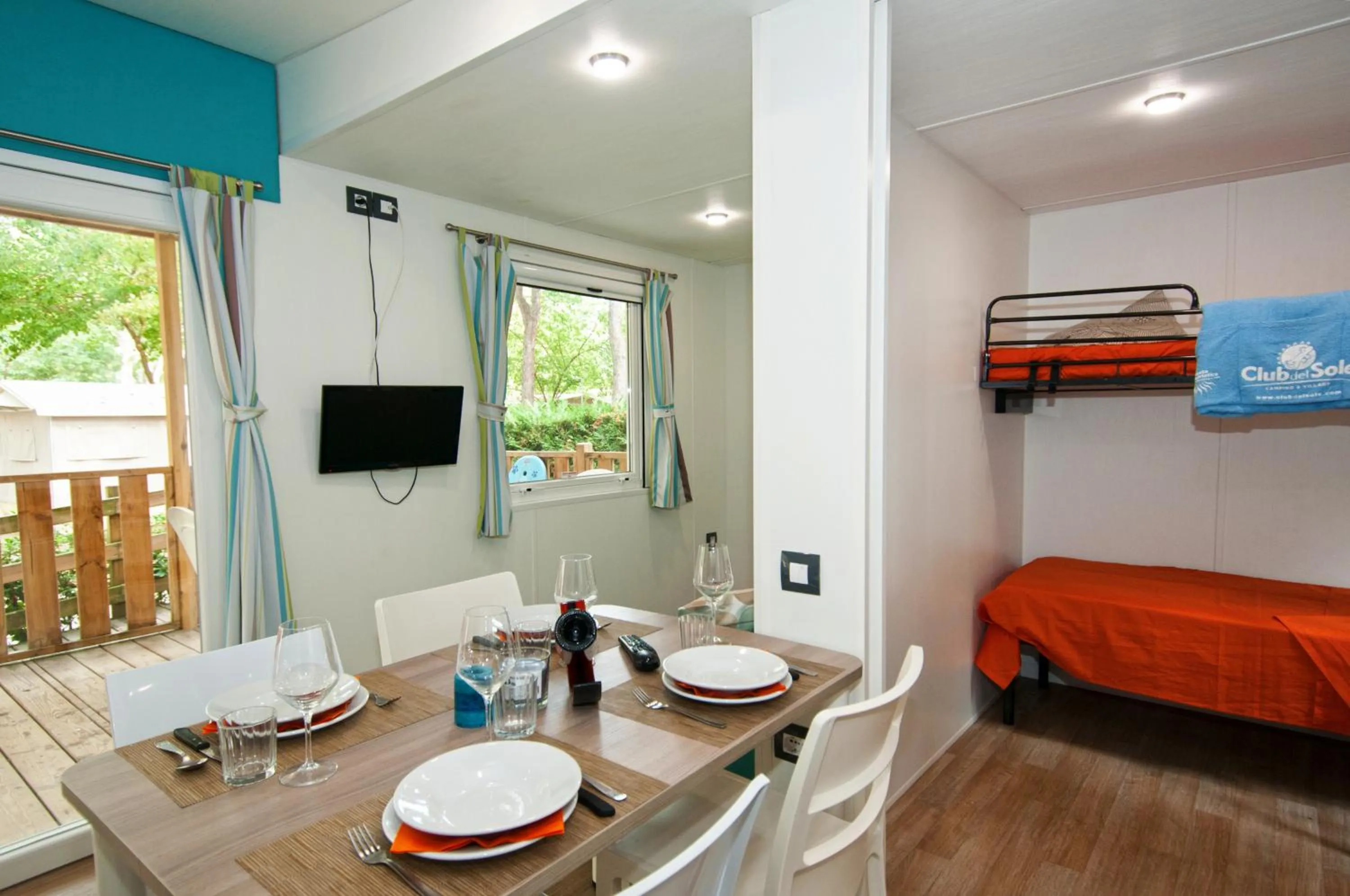 Dining area, Bed in Club del Sole Adriano Family Camping Village