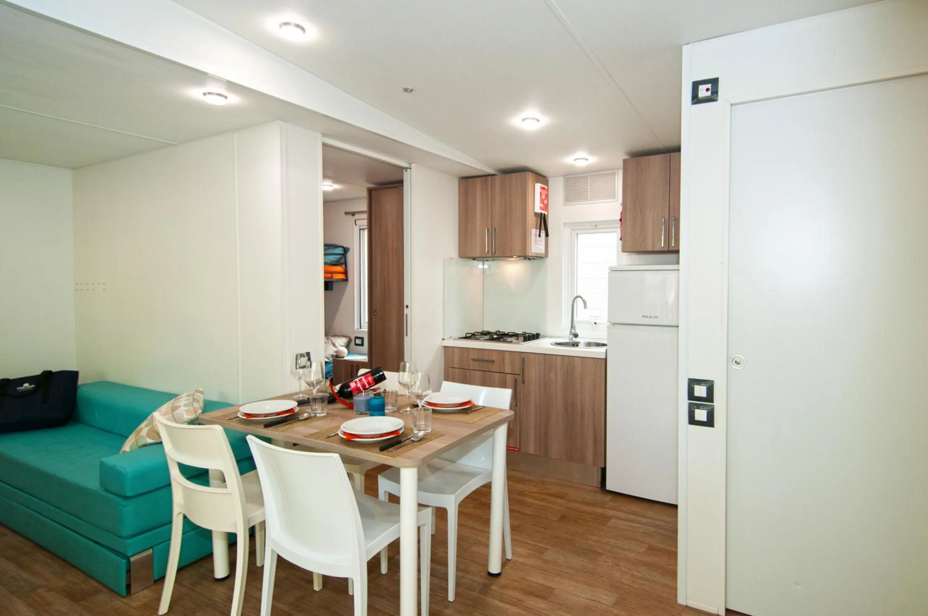 Kitchen or kitchenette in Club del Sole Adriano Family Camping Village