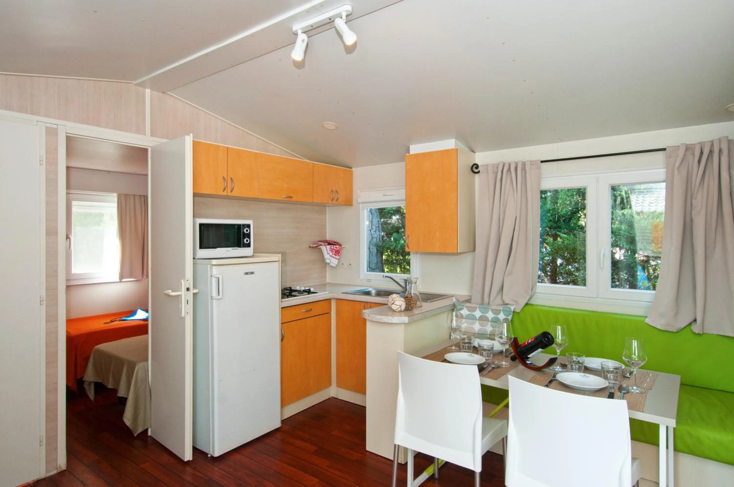 Kitchen or kitchenette in Club del Sole Adriano Family Camping Village