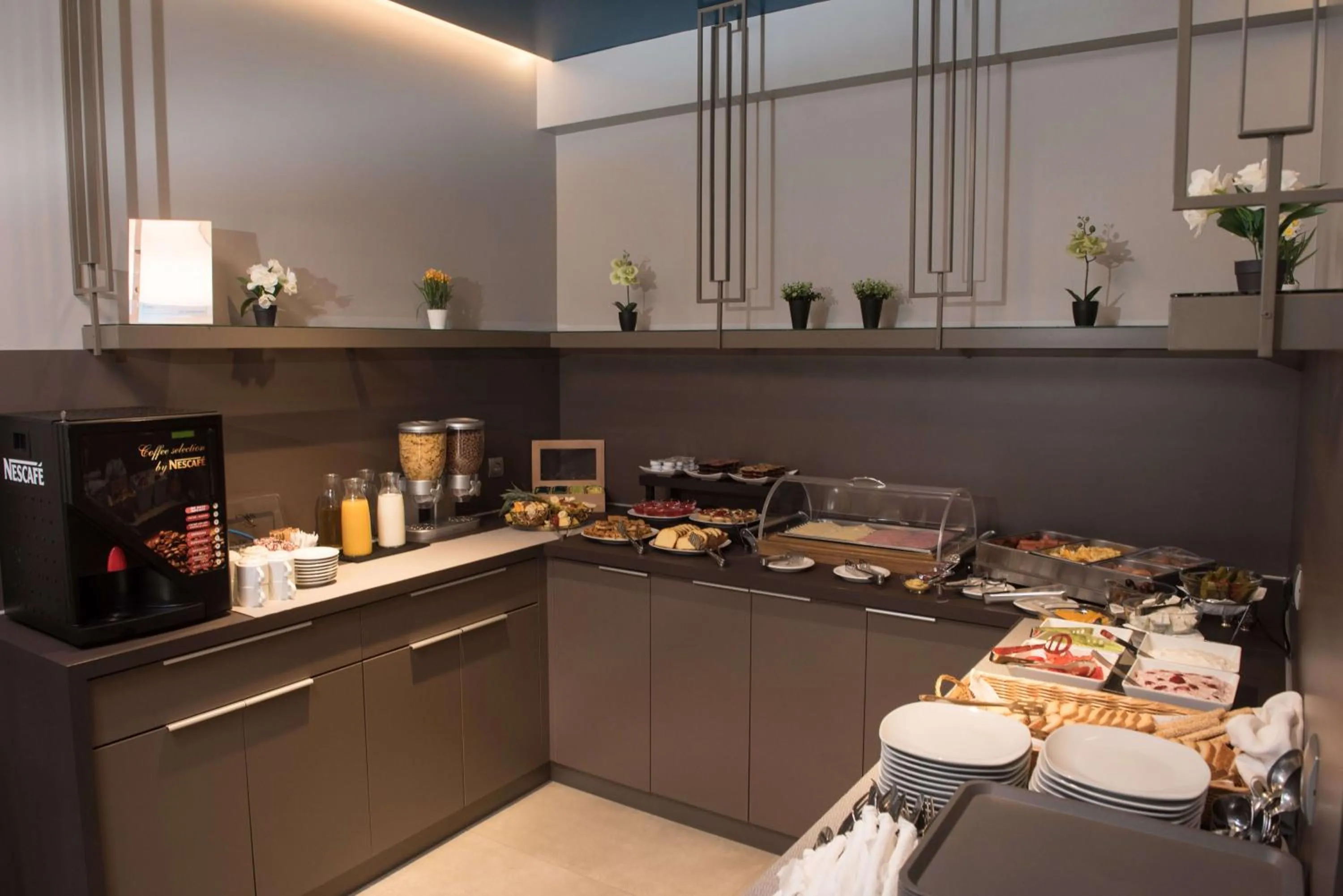 Buffet breakfast in Gold Stern