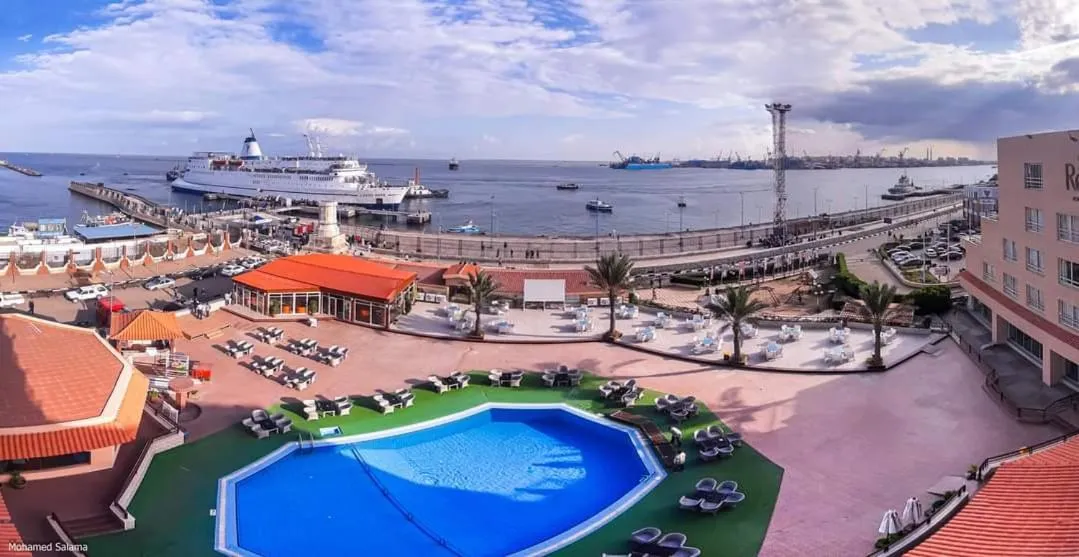 Swimming pool in Resta Port Said Hotel