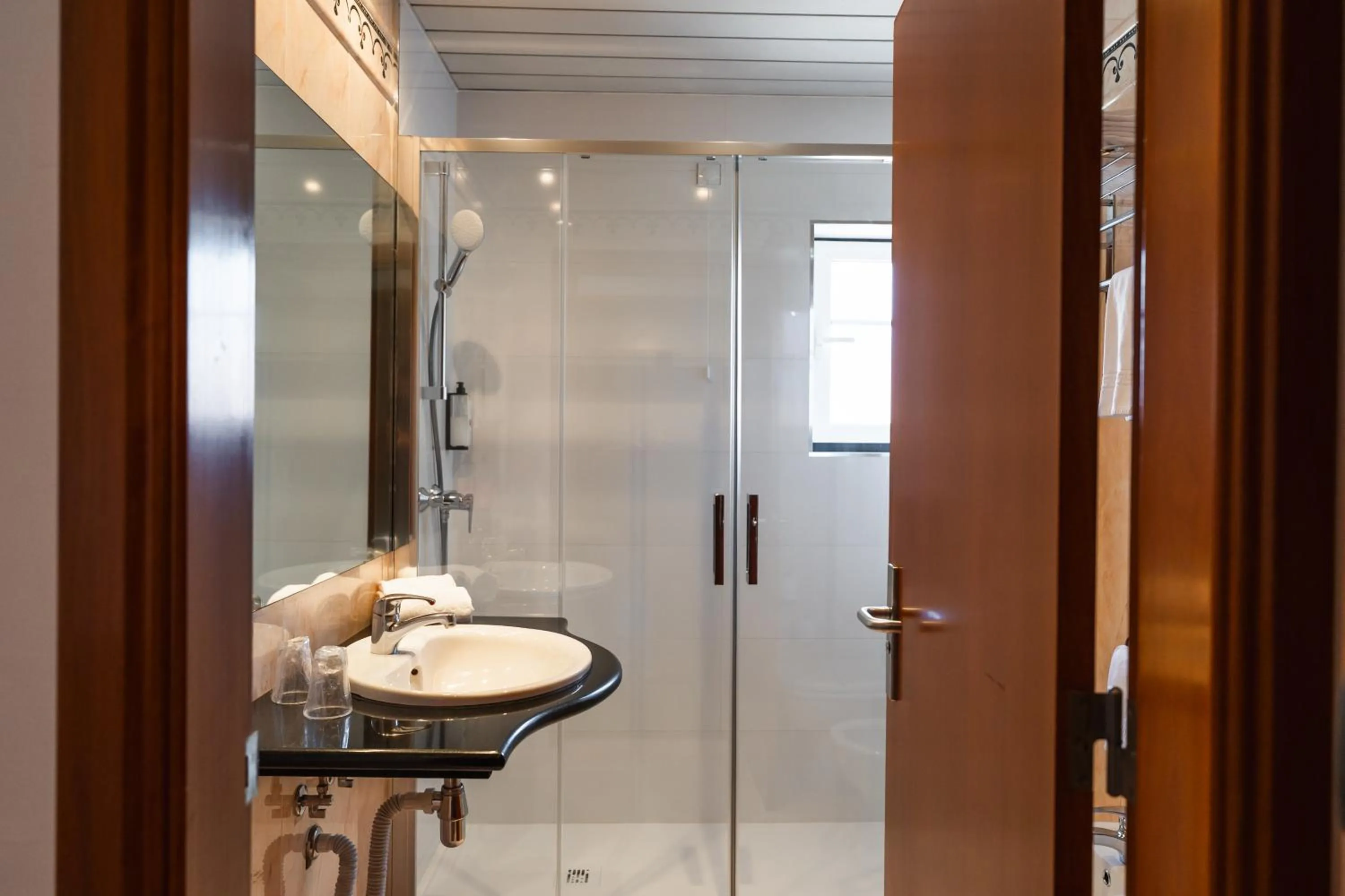 Bathroom in Hotel Santo Amaro - SA Hotels